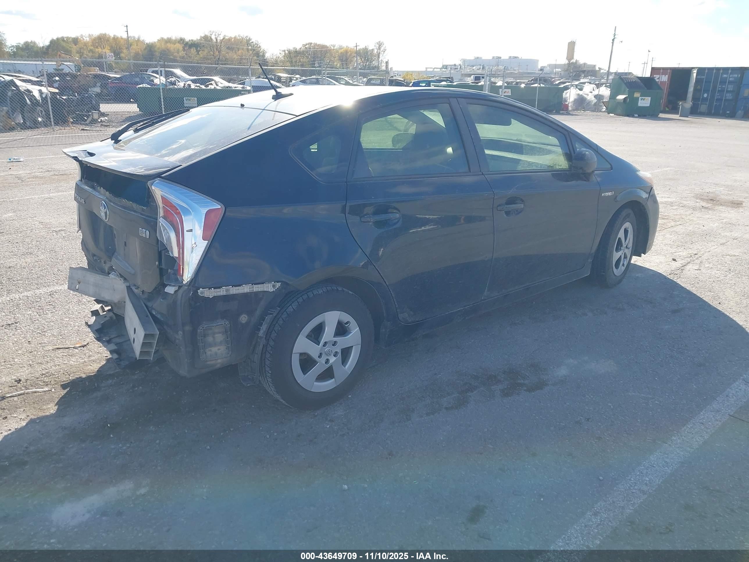 TOYOTA PRIUS image 4
