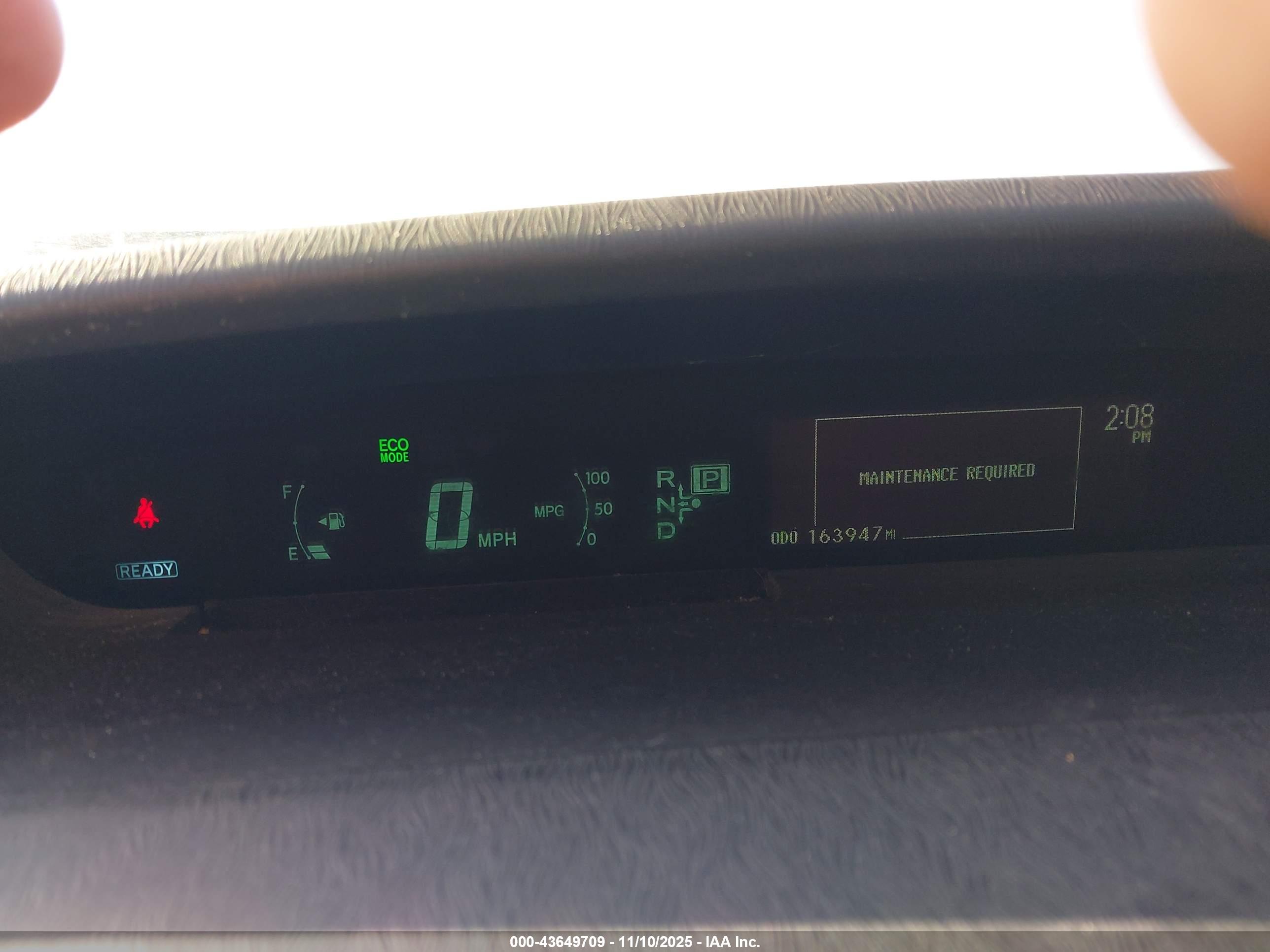 TOYOTA PRIUS image 7