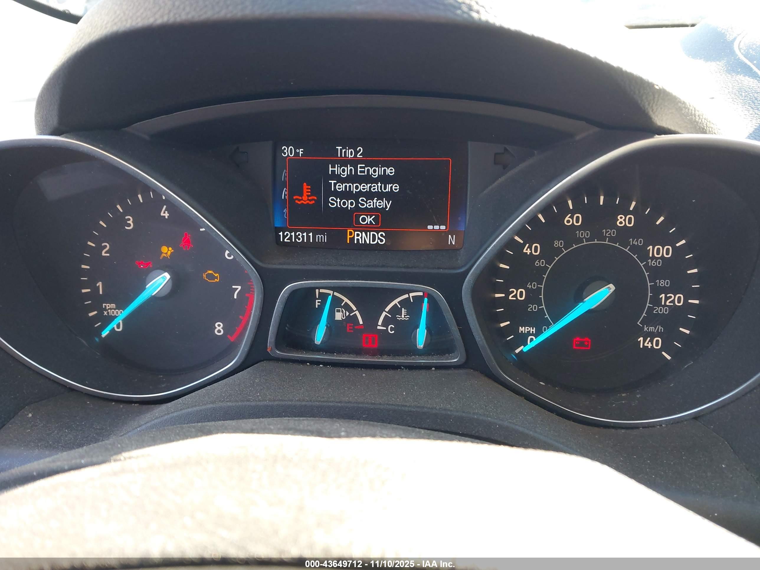 FORD ESCAPE image 7
