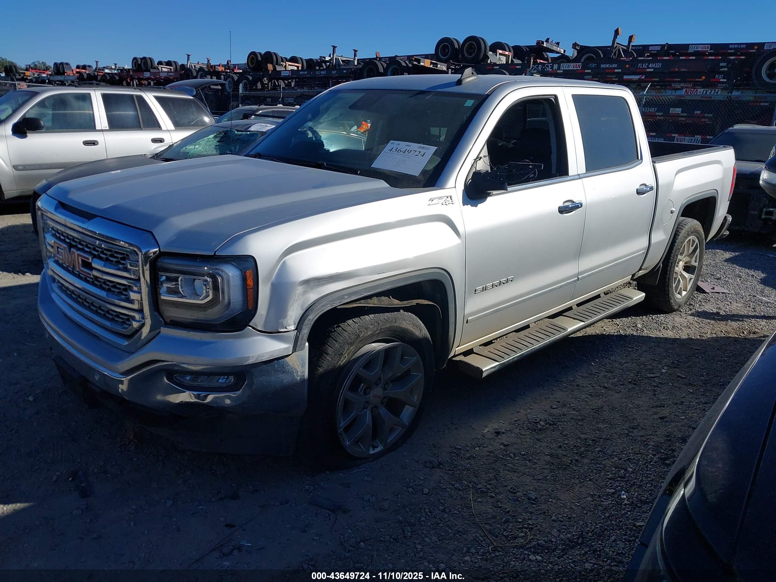 GMC SIERRA image 2
