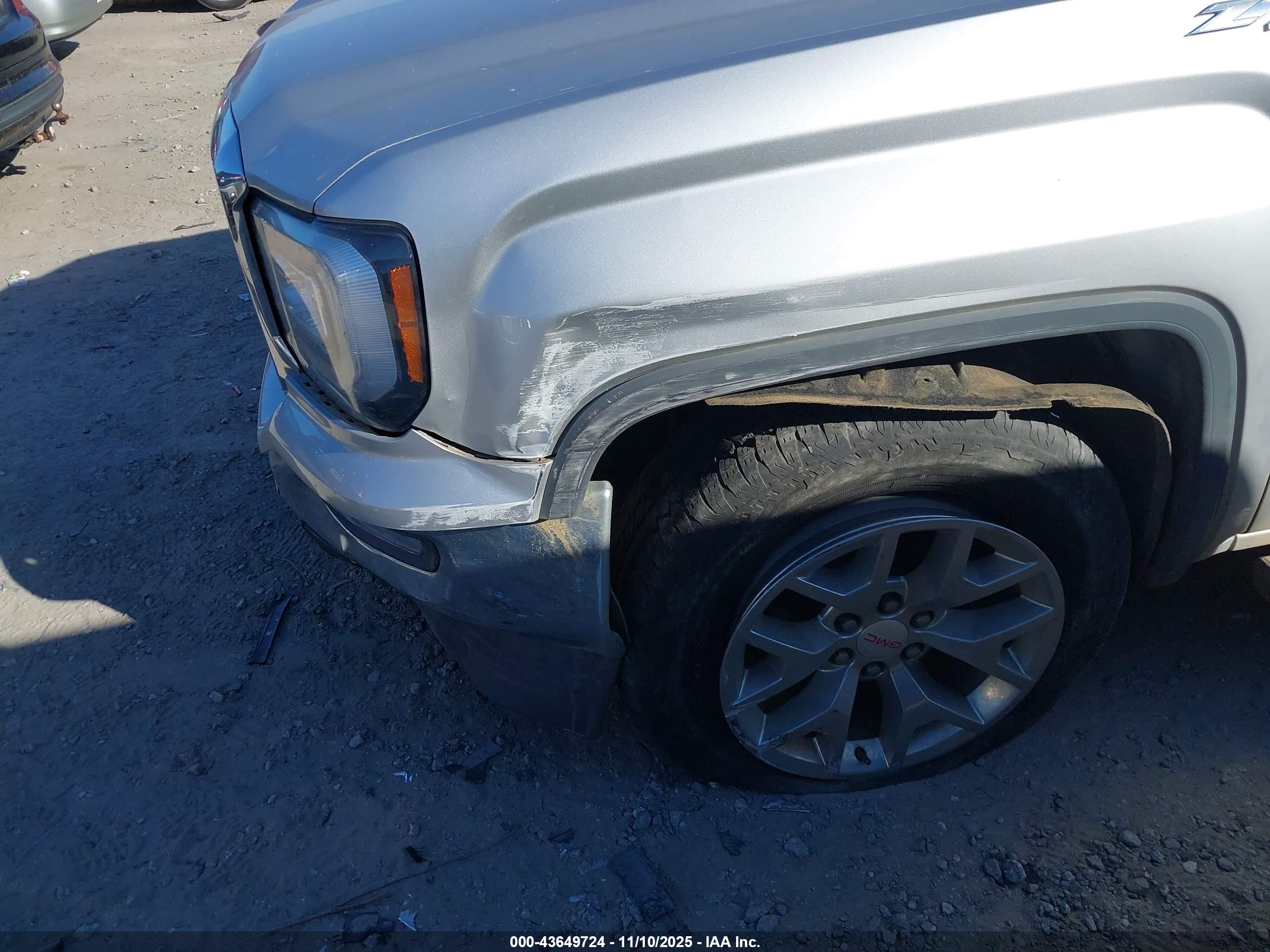 GMC SIERRA image 6