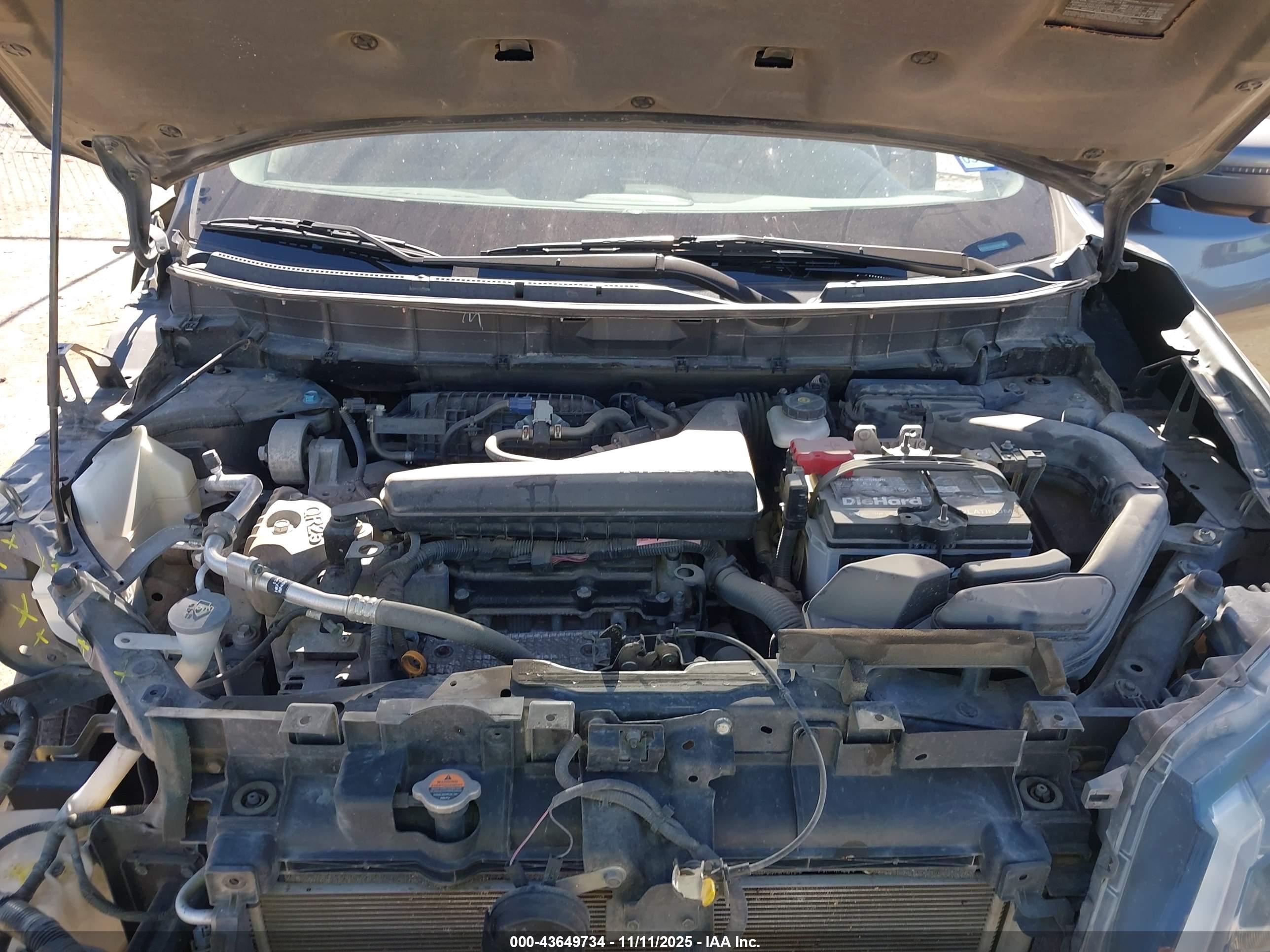 NISSAN ROGUE image 10