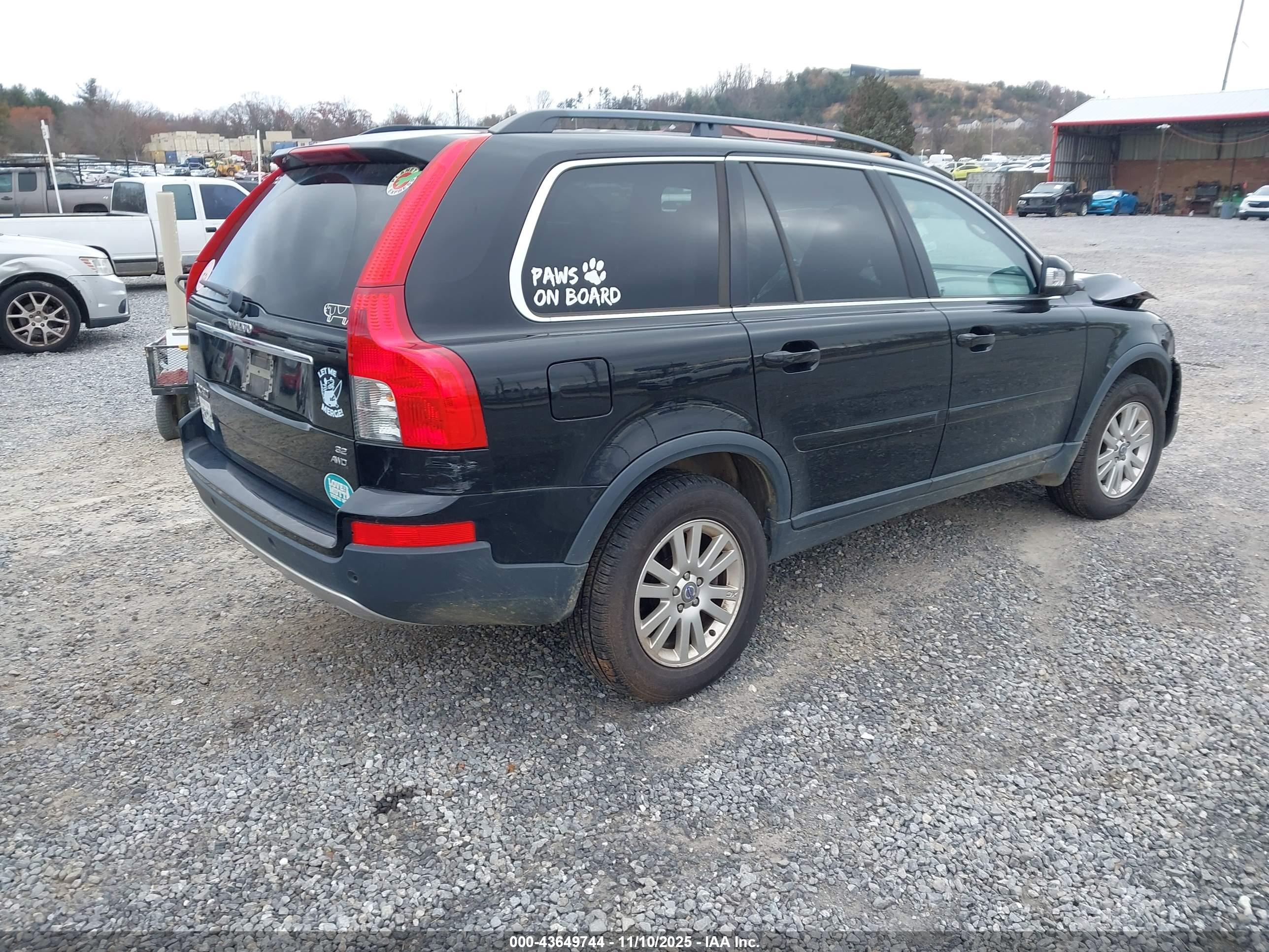 VOLVO XC90 image 4