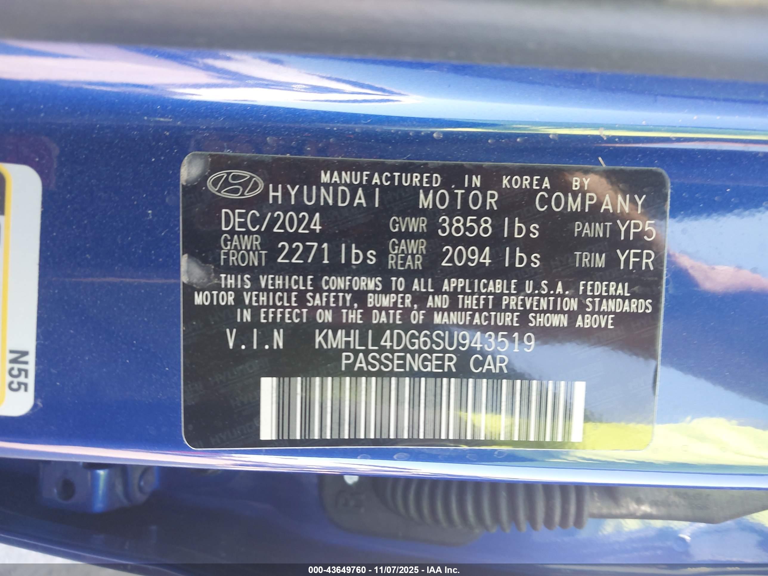 HYUNDAI ELANTRA image 9