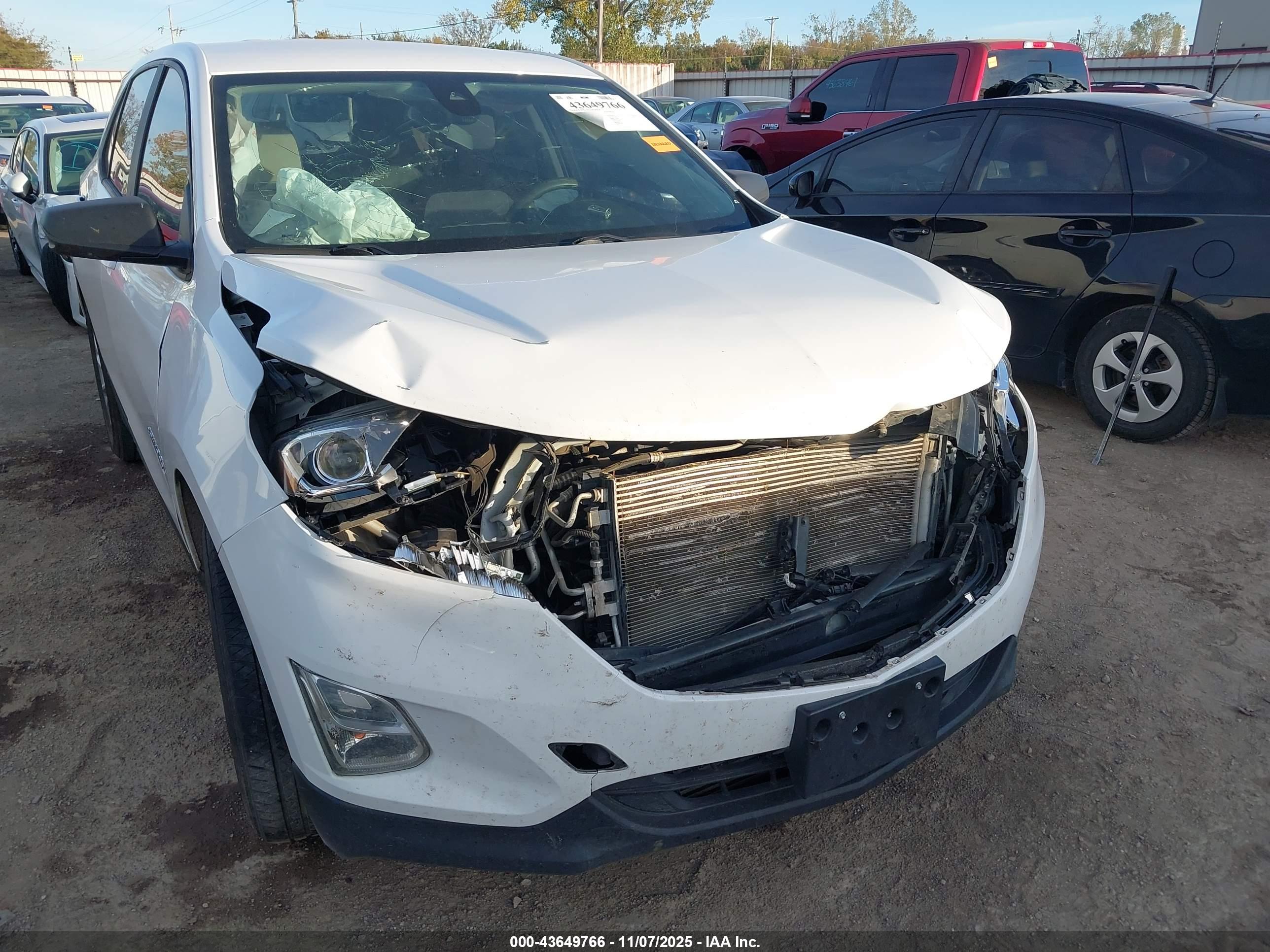 CHEVROLET EQUINOX image 6