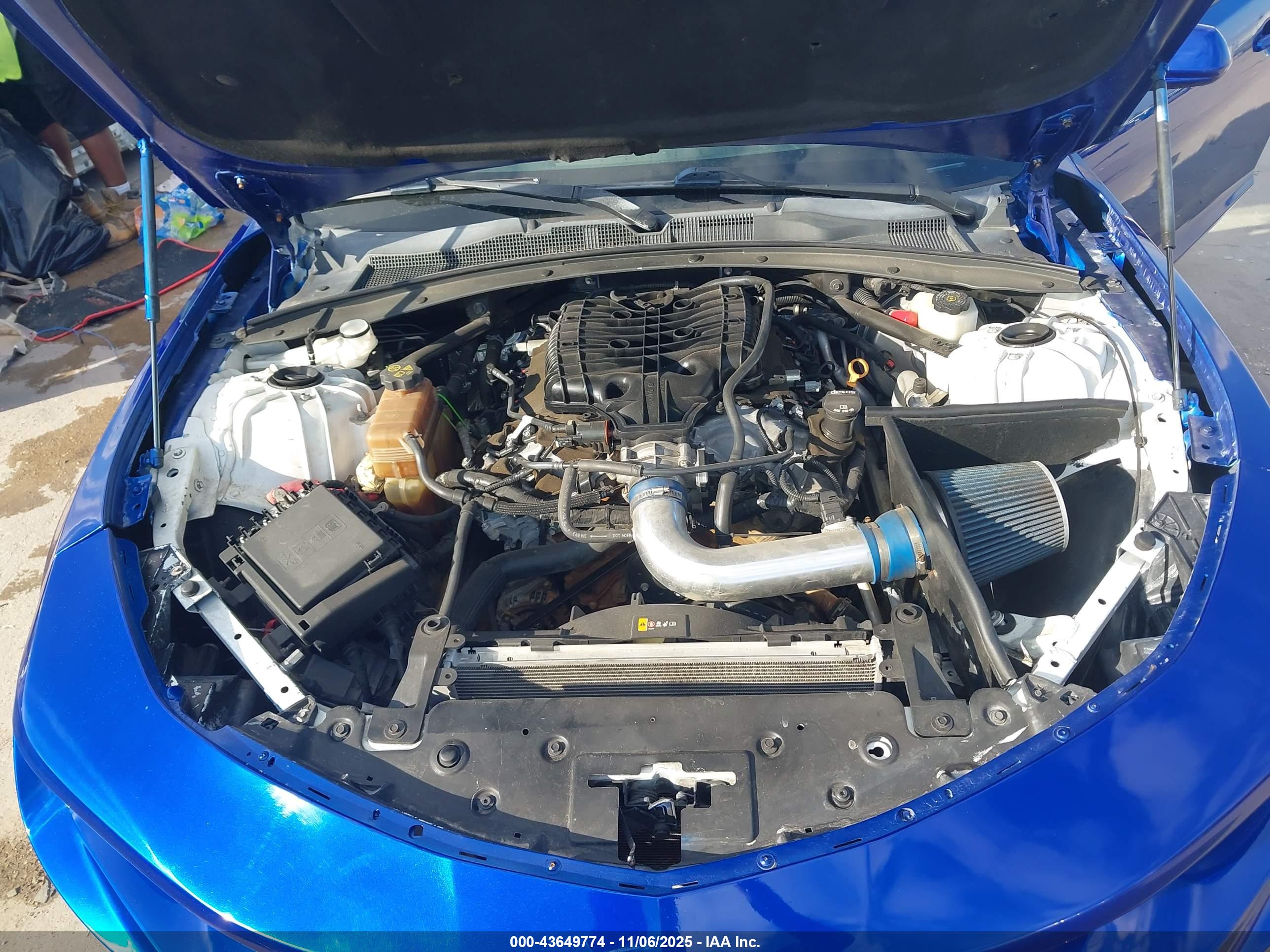 CHEVROLET CAMARO image 10