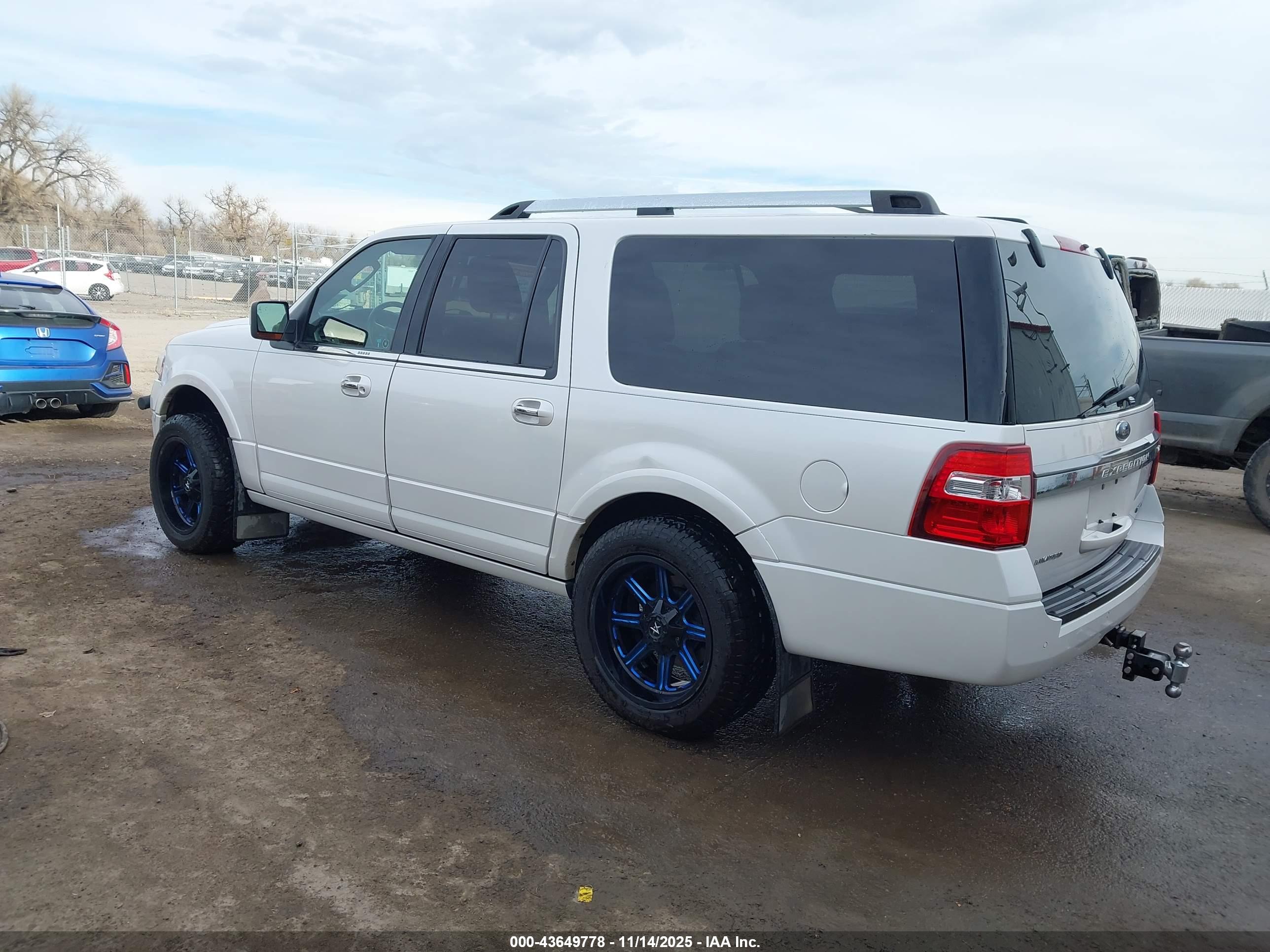 FORD EXPEDITION image 3