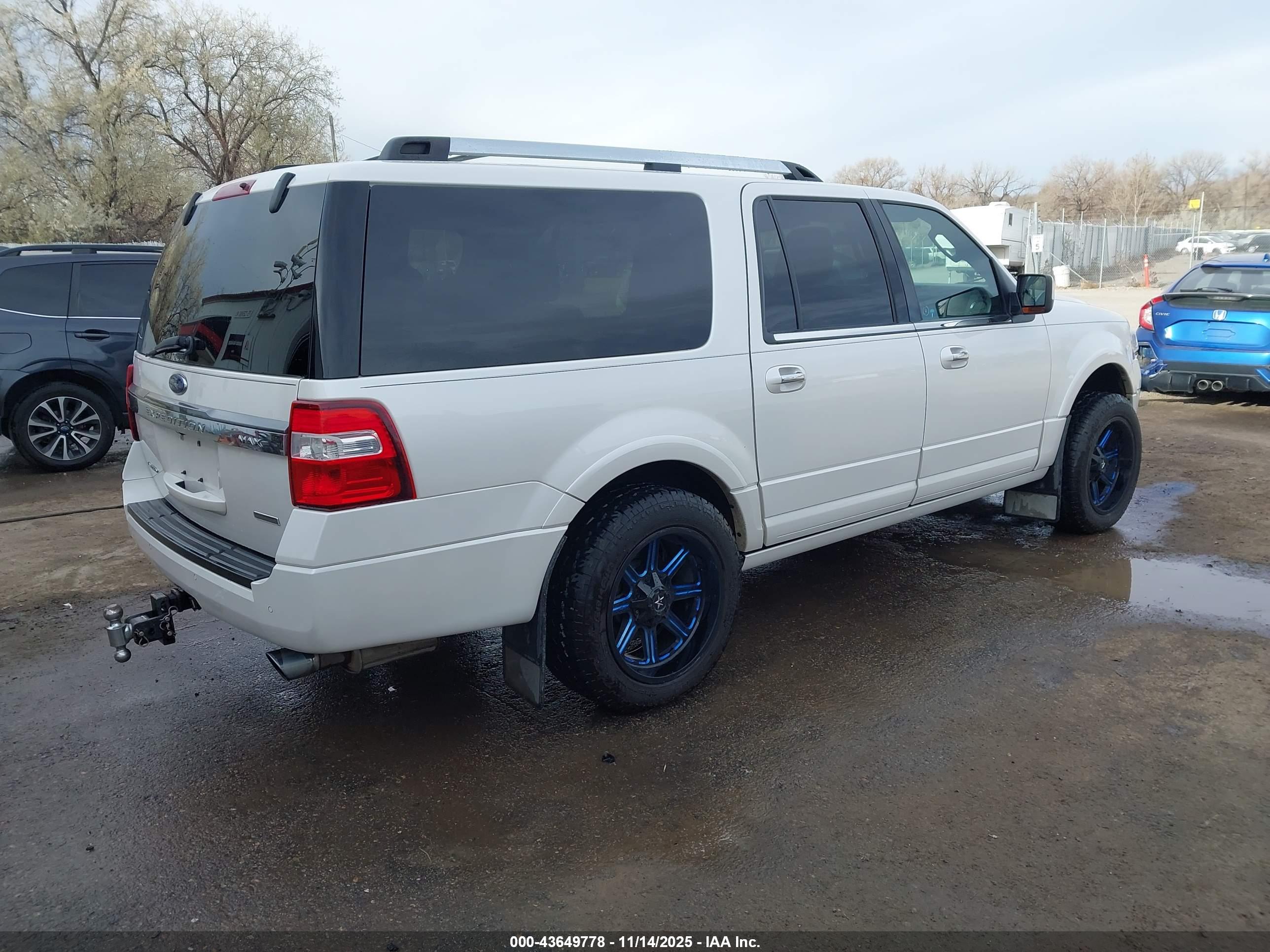 FORD EXPEDITION image 4