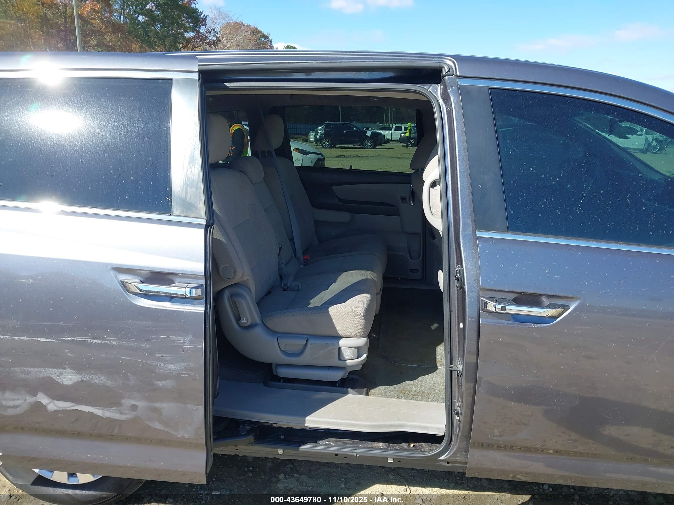 HONDA ODYSSEY image 8