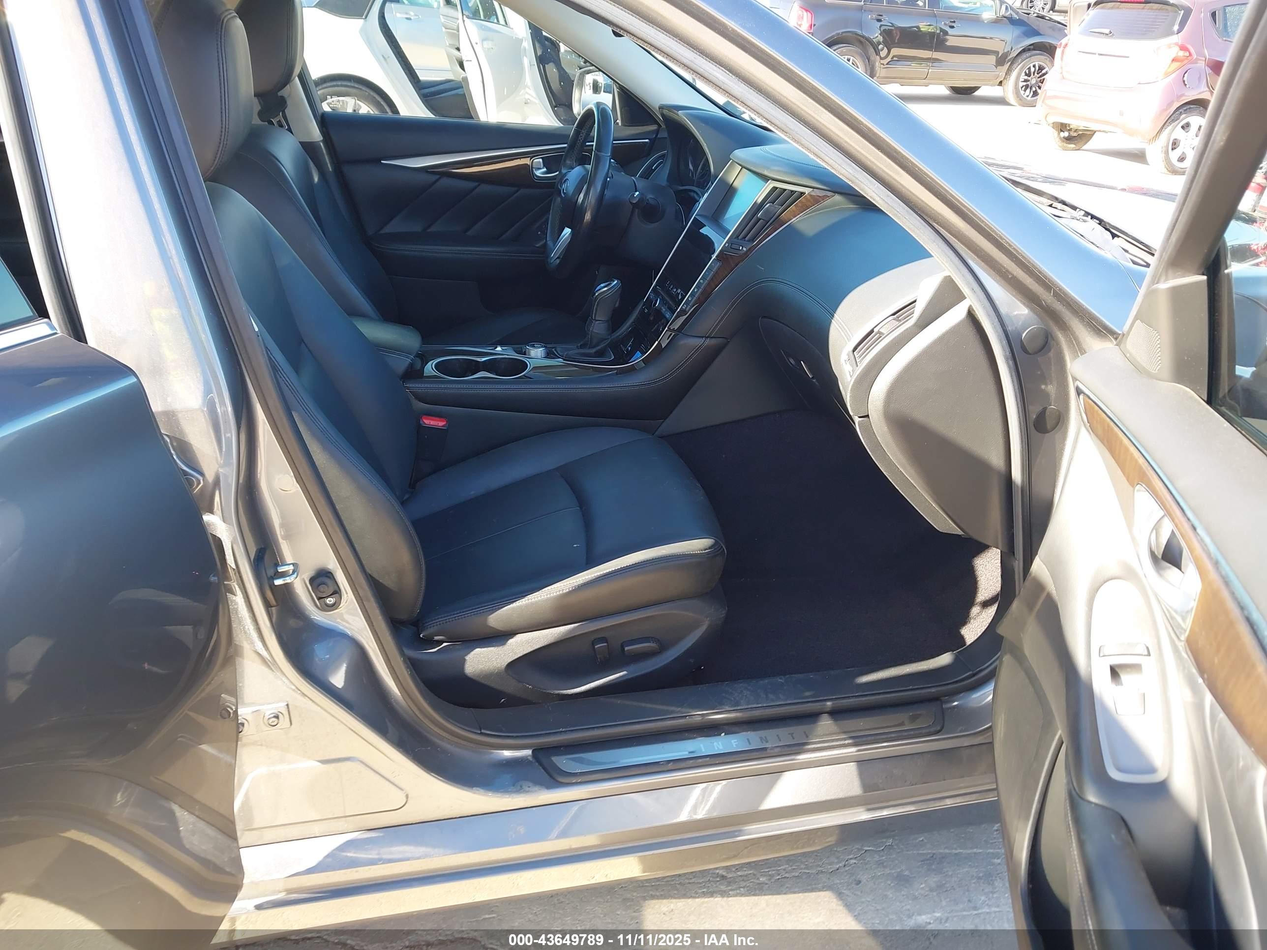 INFINITI Q50 image 5