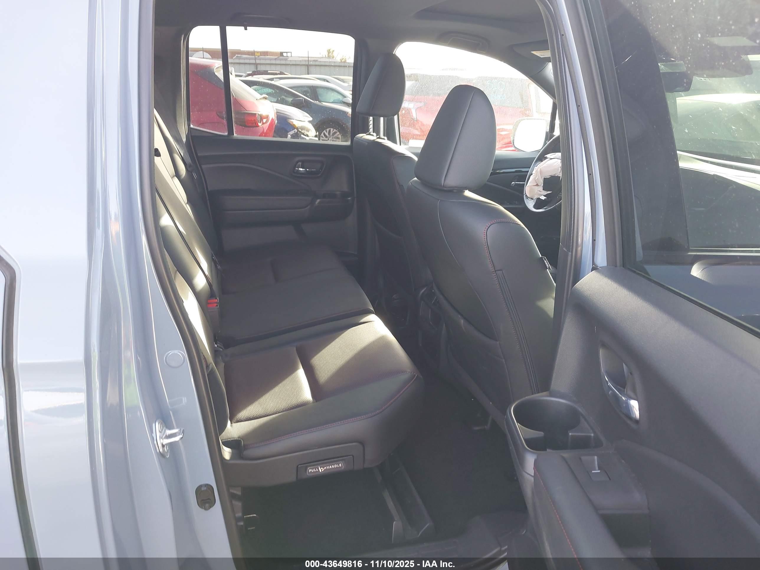 HONDA RIDGELINE image 8
