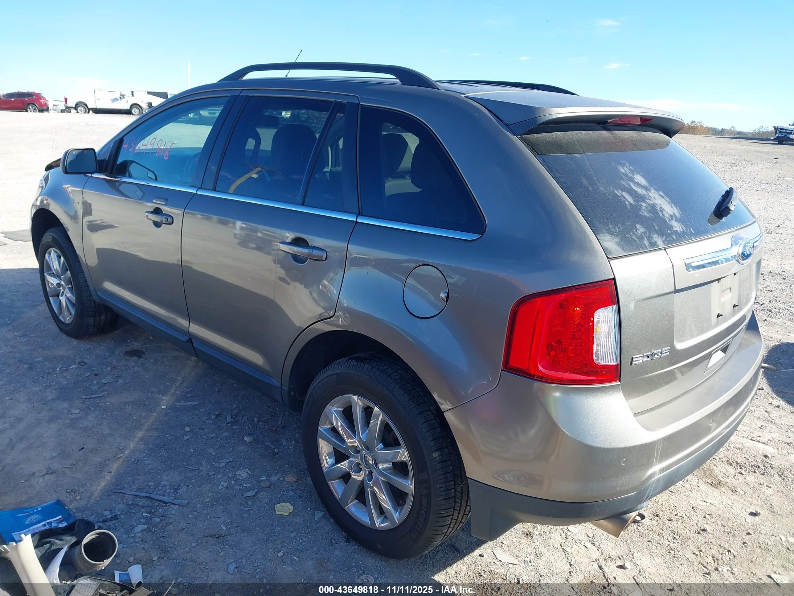 FORD EDGE image 3