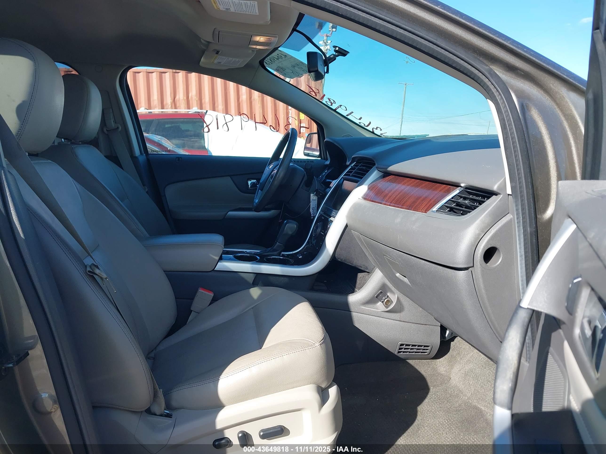 FORD EDGE image 5