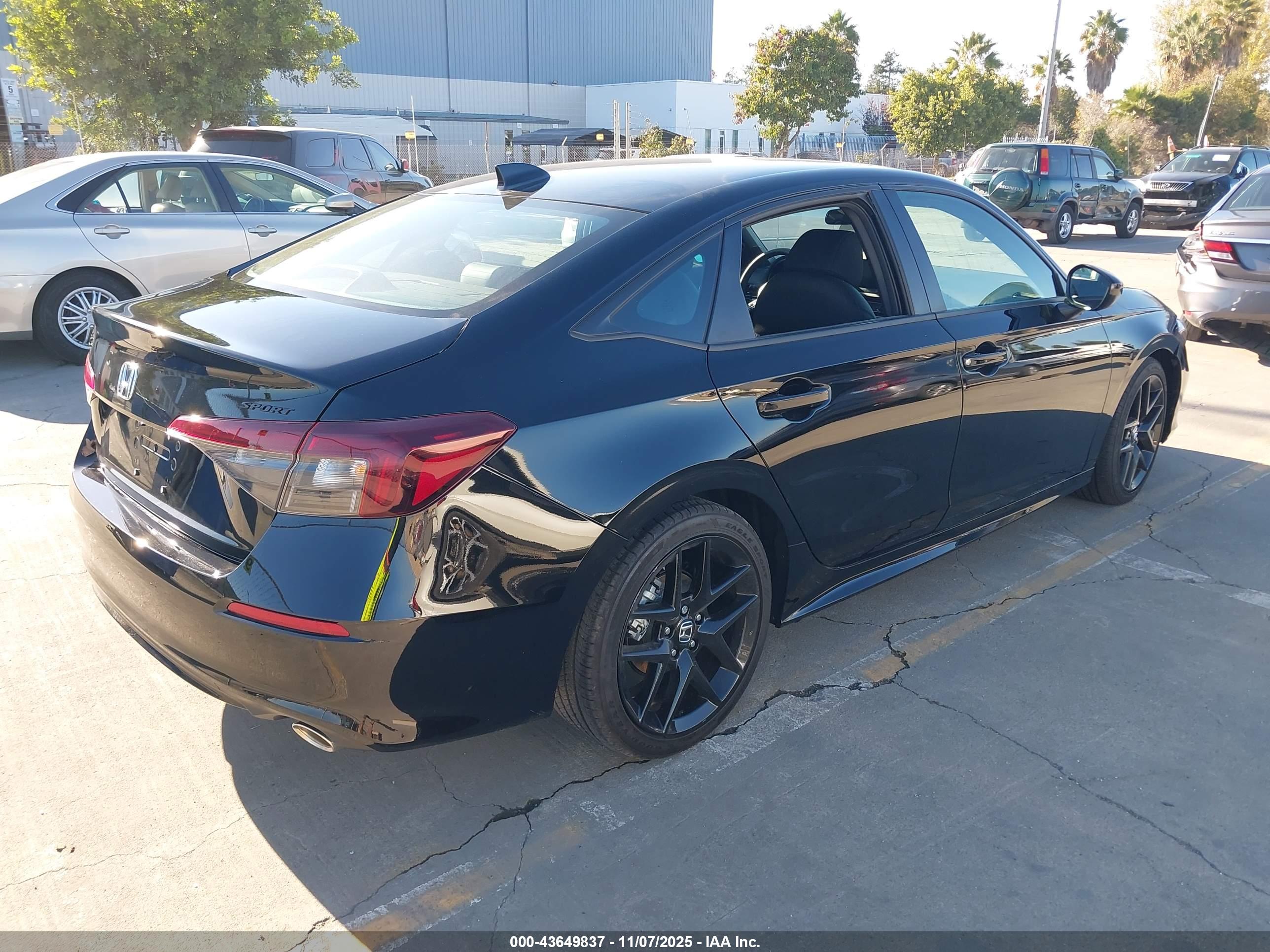 HONDA CIVIC image 4