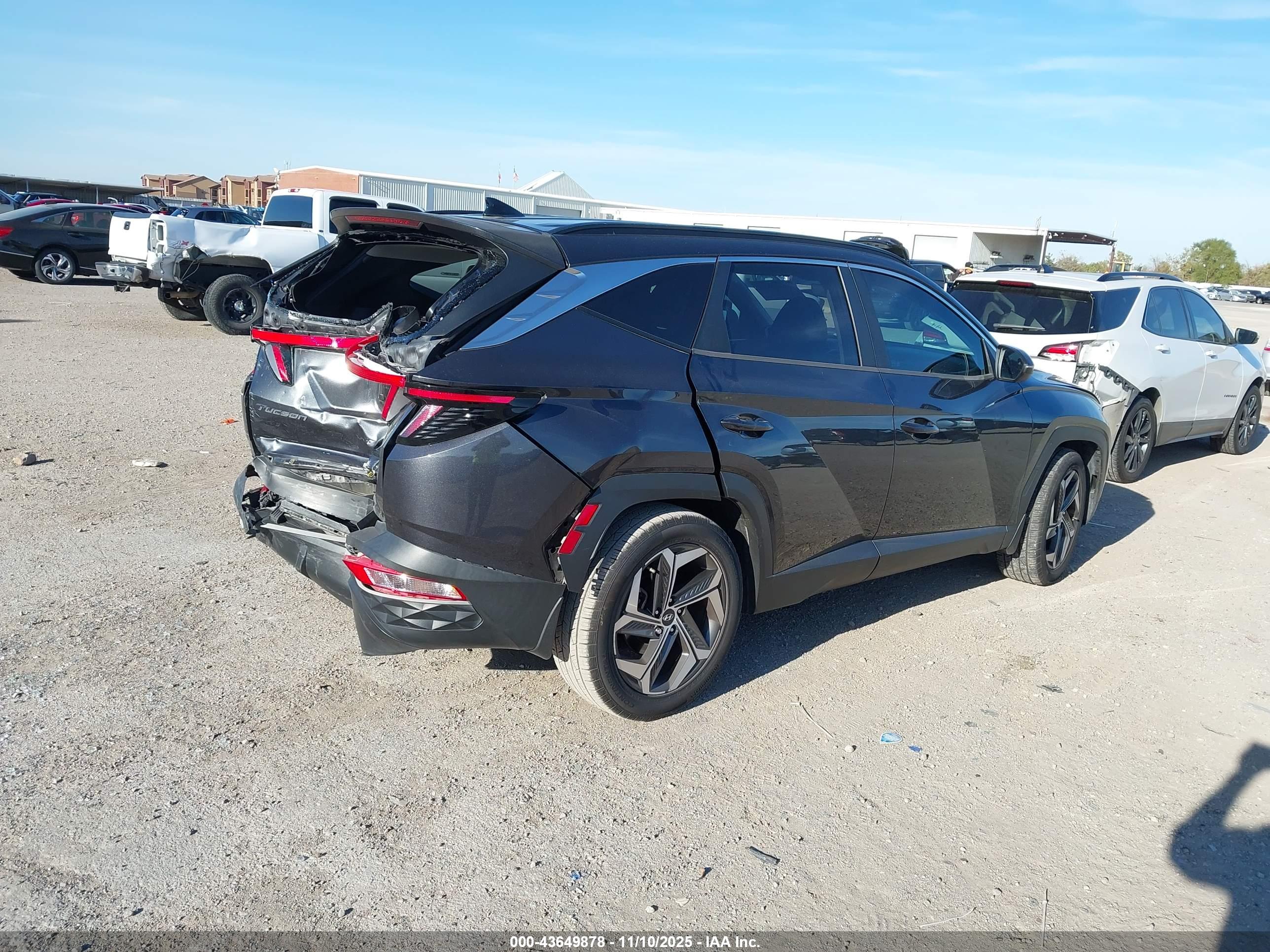 HYUNDAI TUCSON image 4