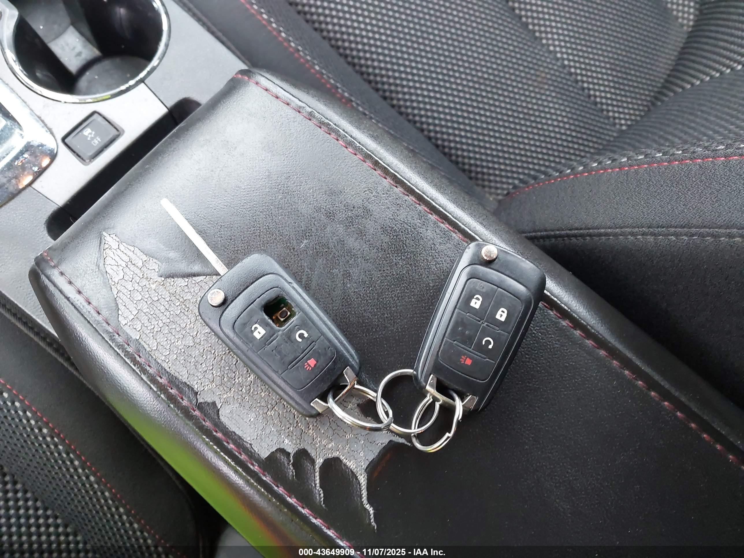 CHEVROLET EQUINOX image 11