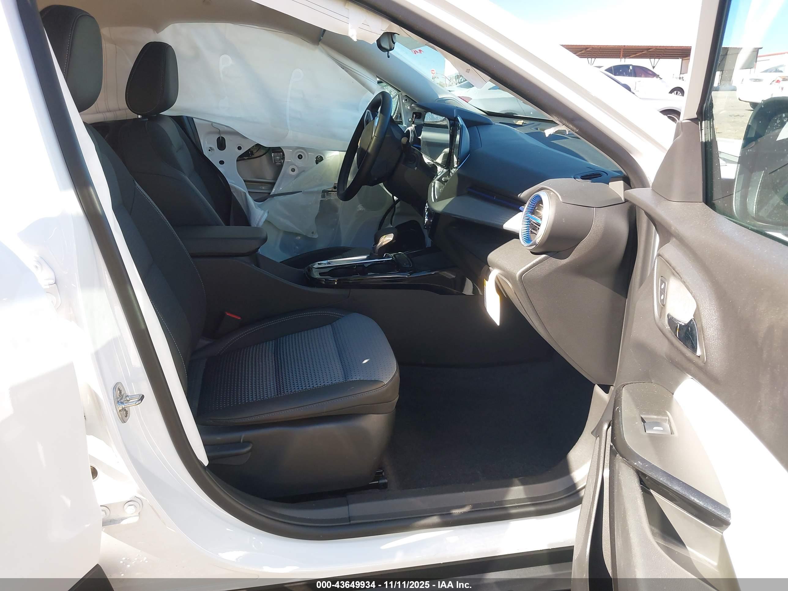 CHEVROLET TRAX image 5