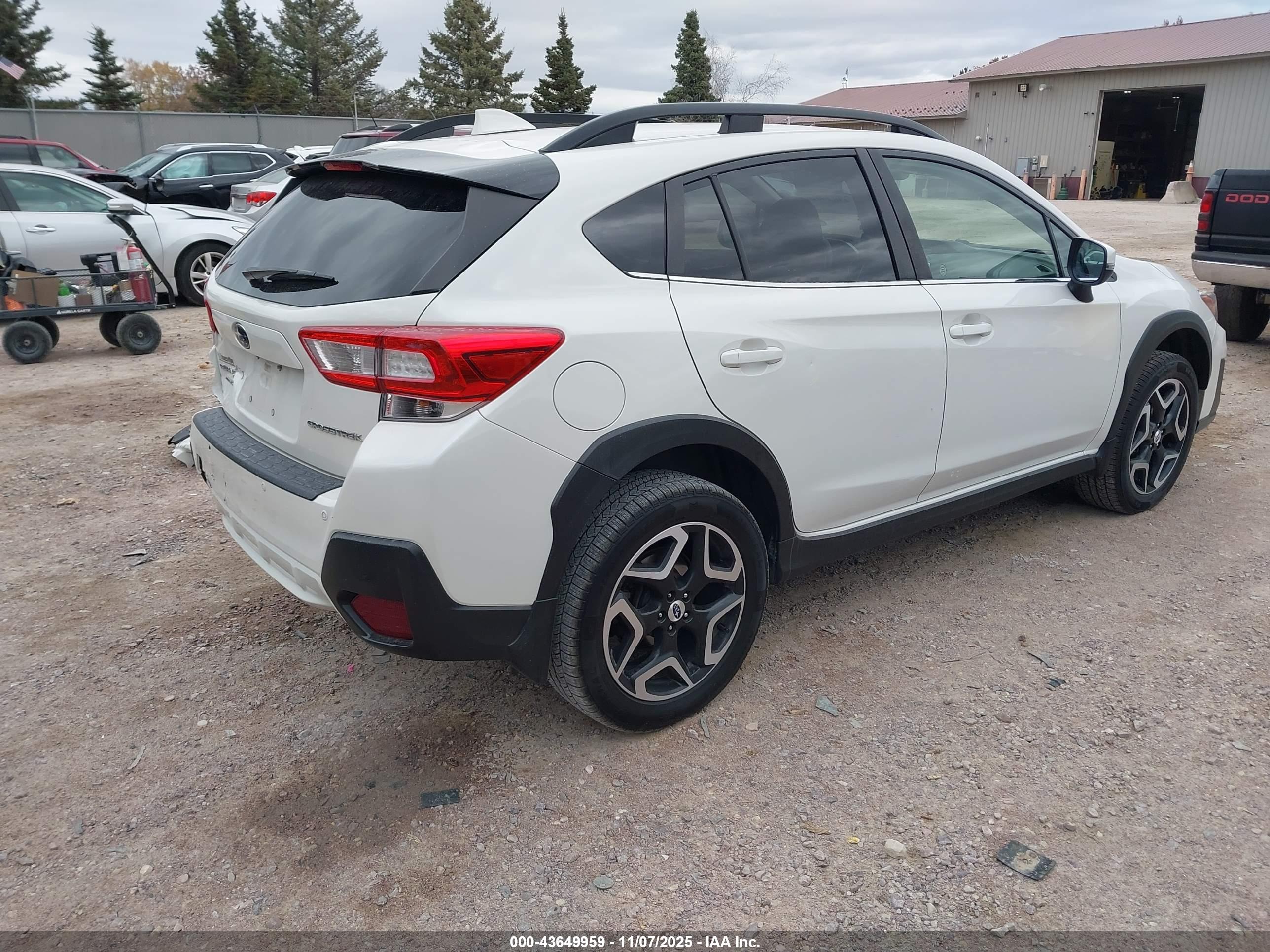 SUBARU CROSSTREK image 4
