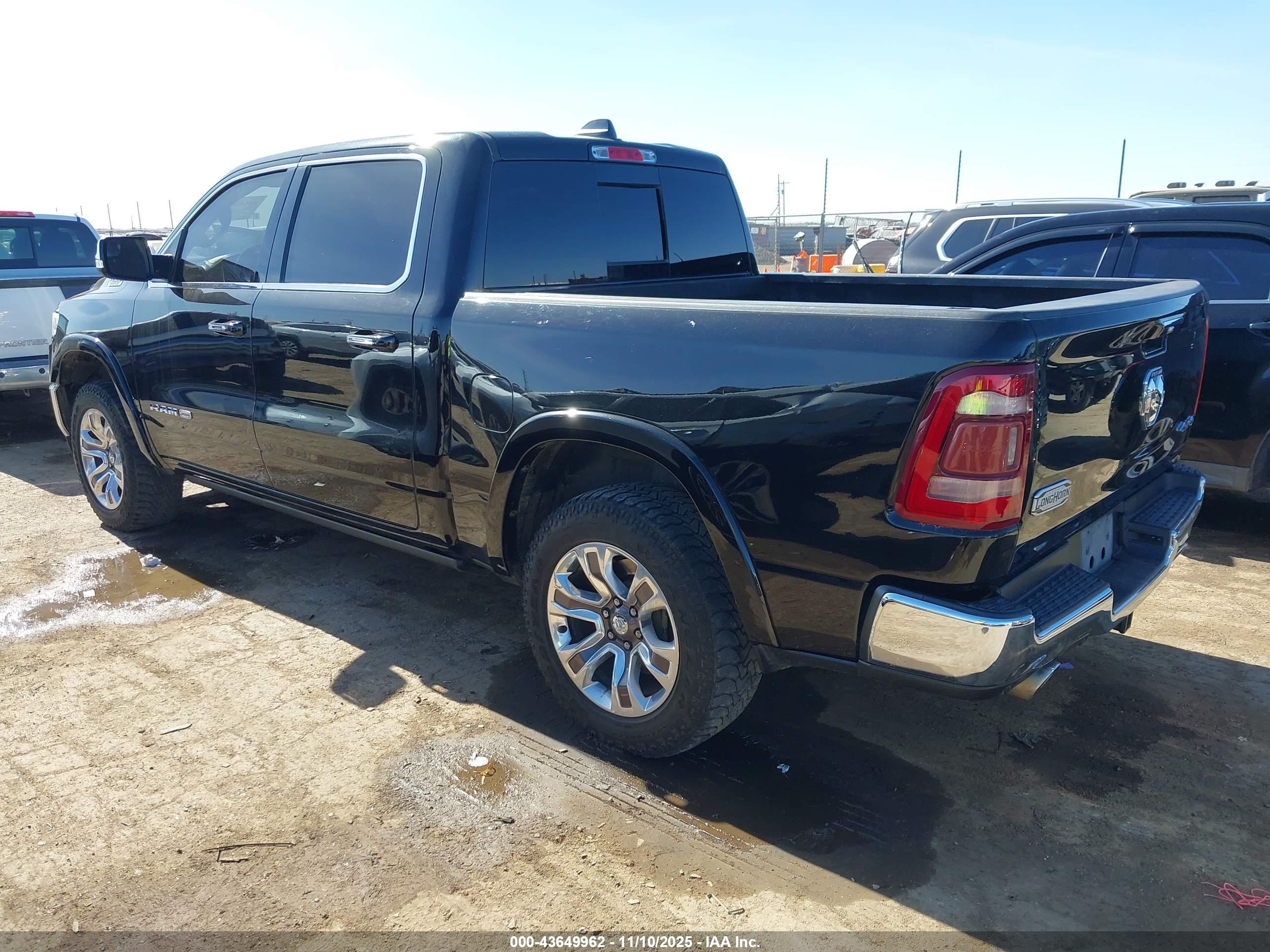 RAM 1500 image 3