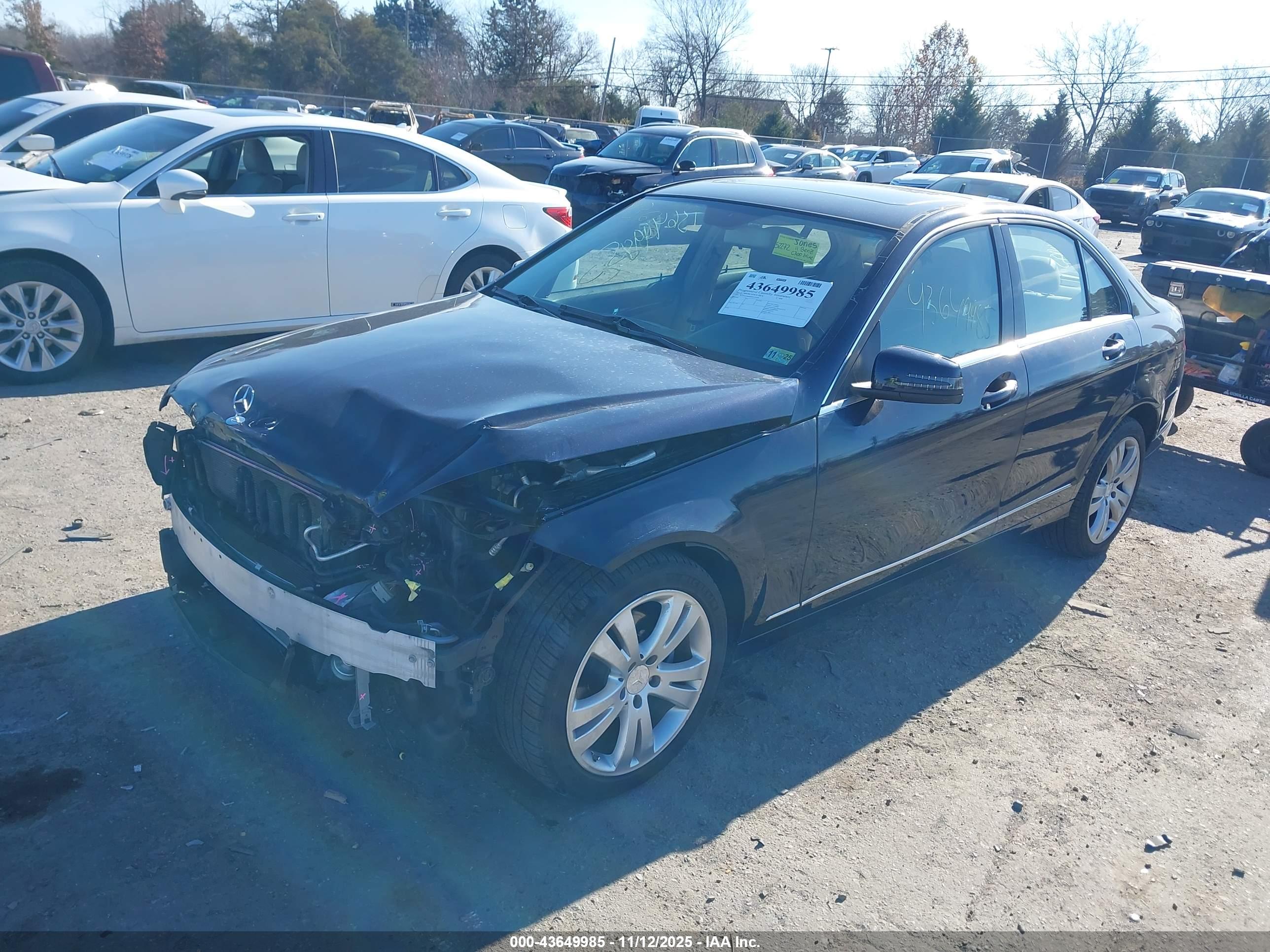 MERCEDES-BENZ C image 2