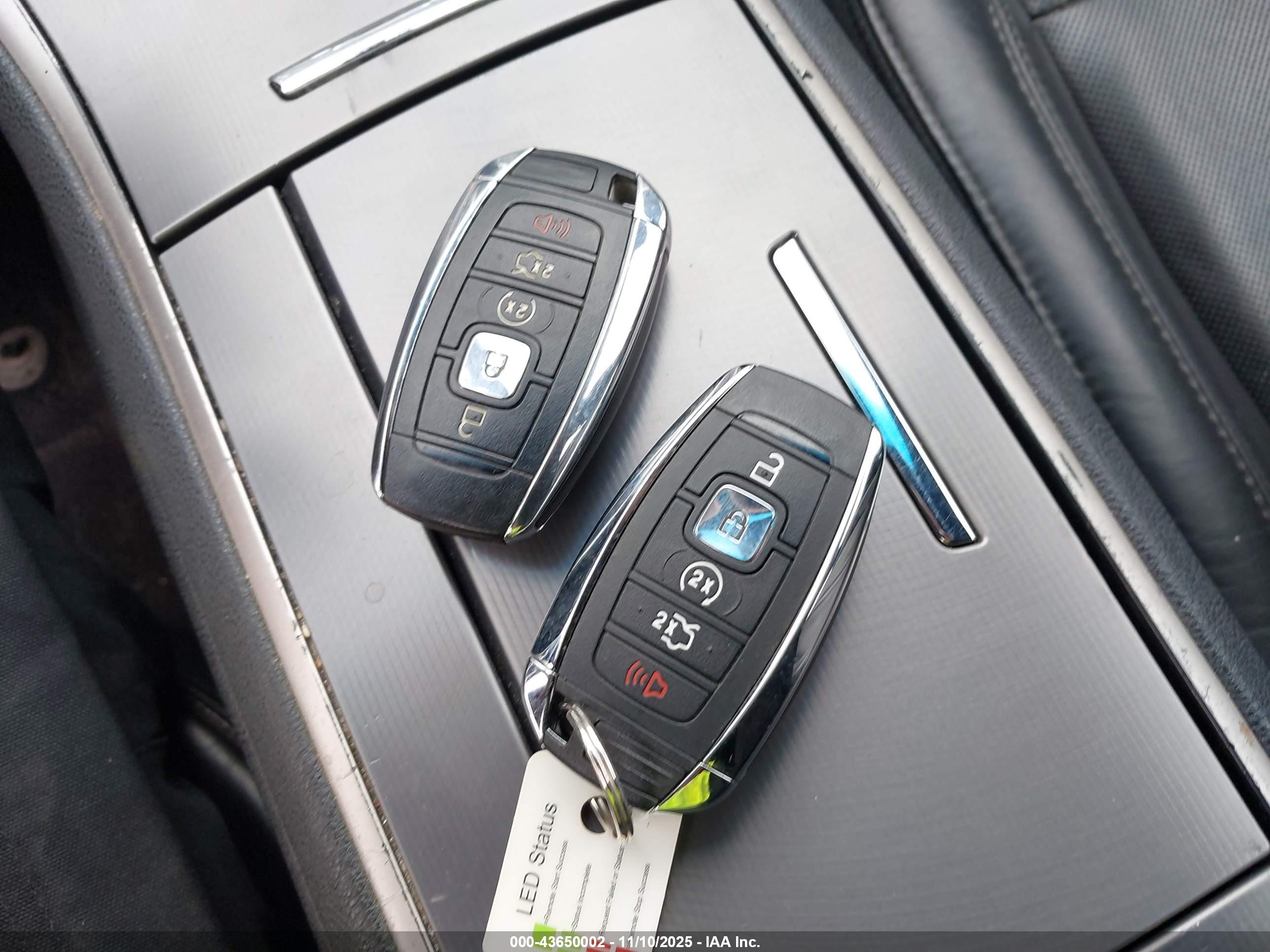 LINCOLN MKZ image 11
