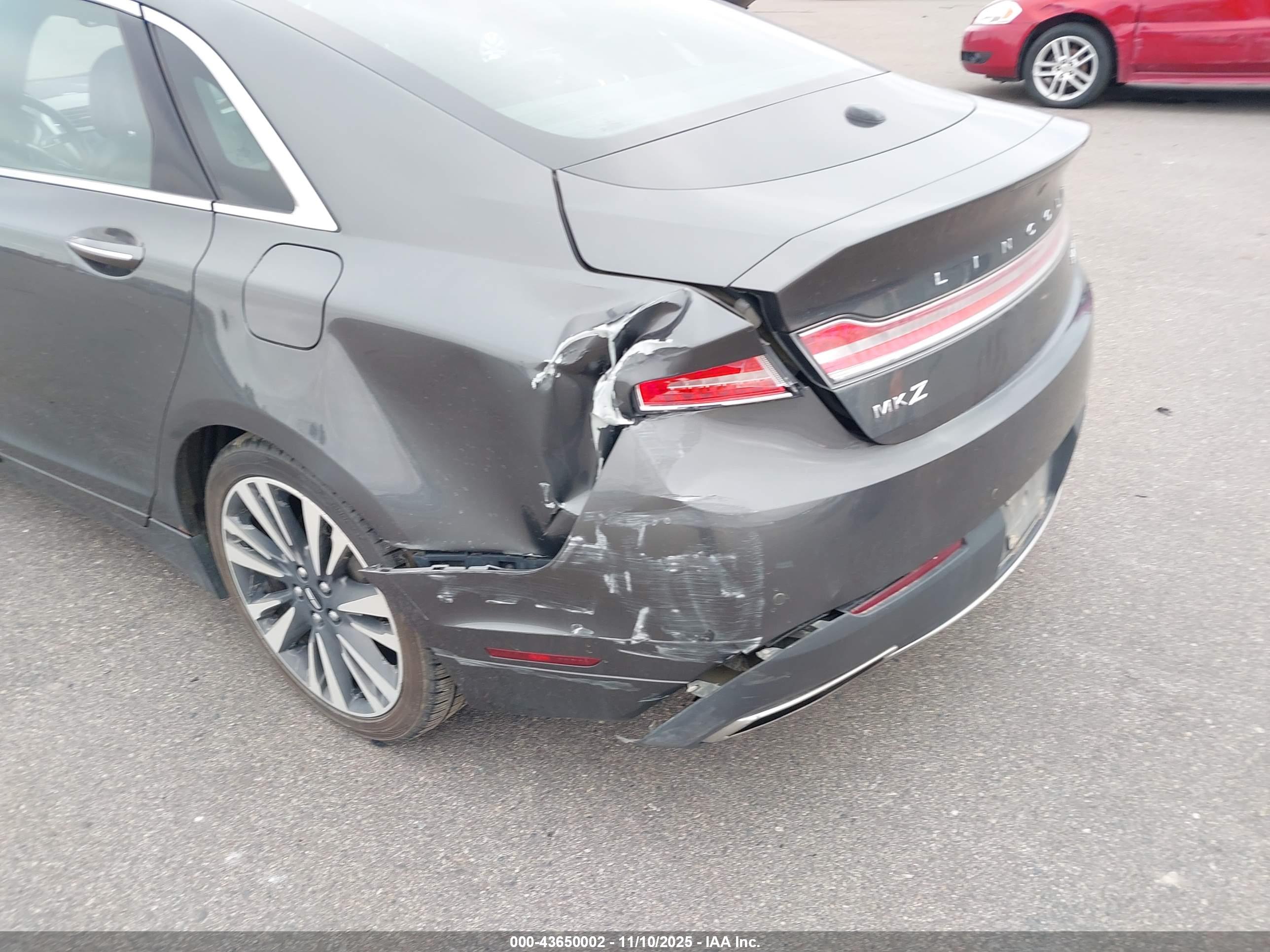 LINCOLN MKZ image 6