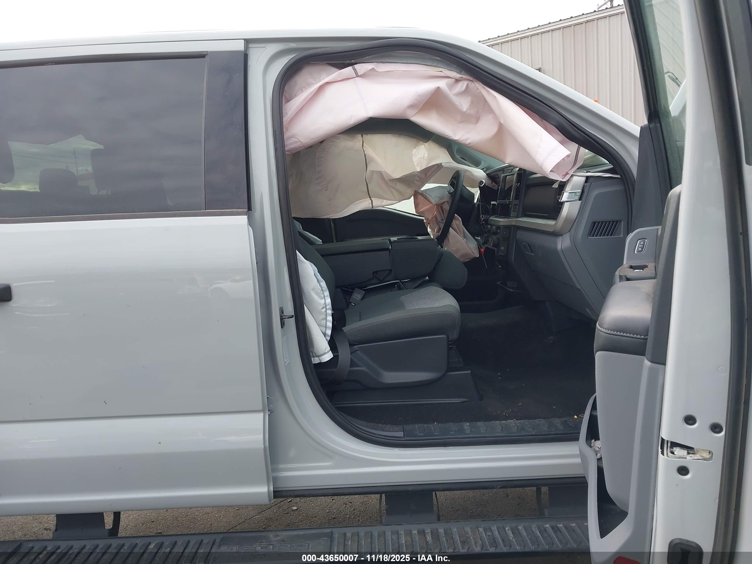 FORD F-350 image 5