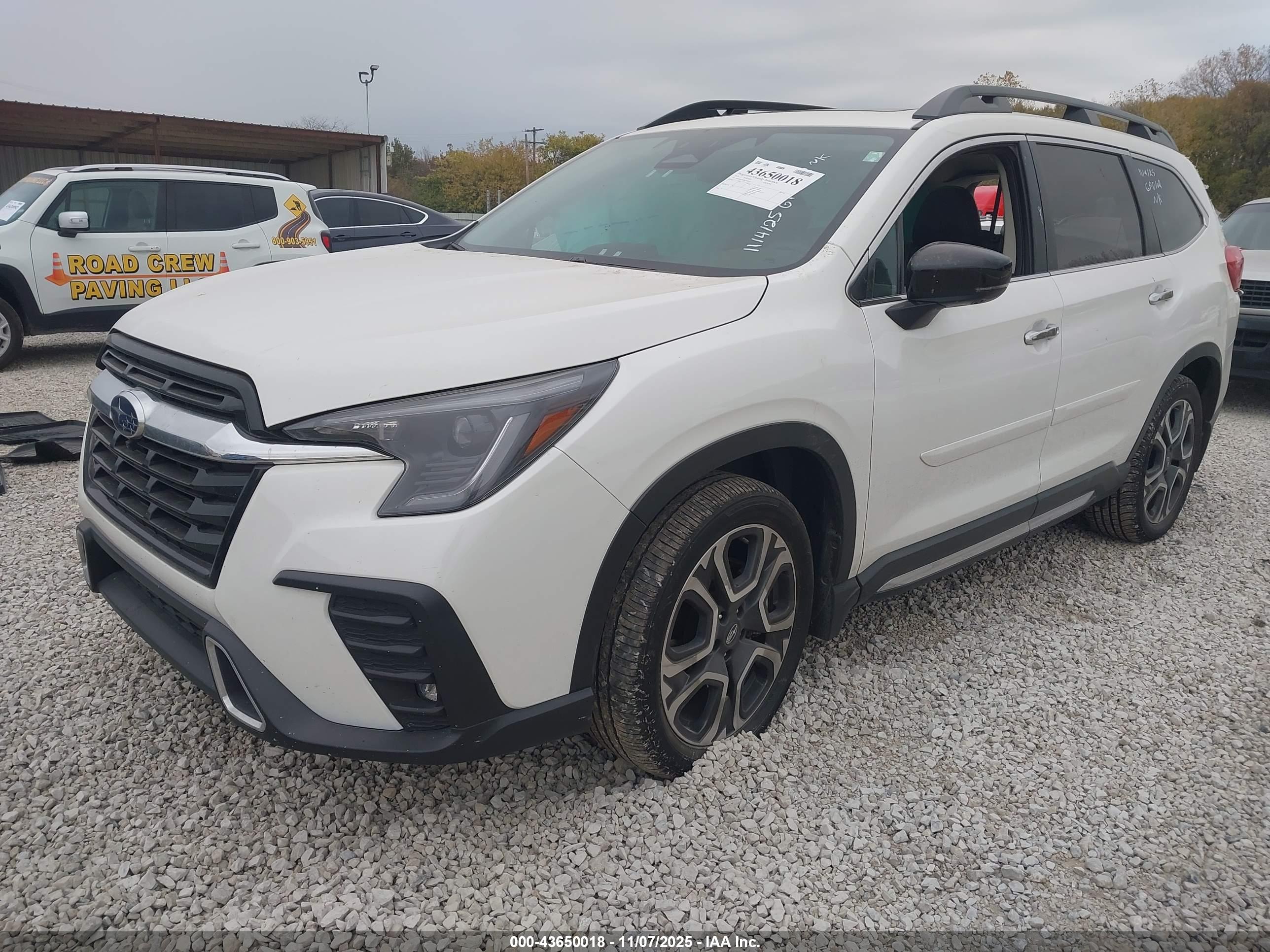 SUBARU ASCENT image 2