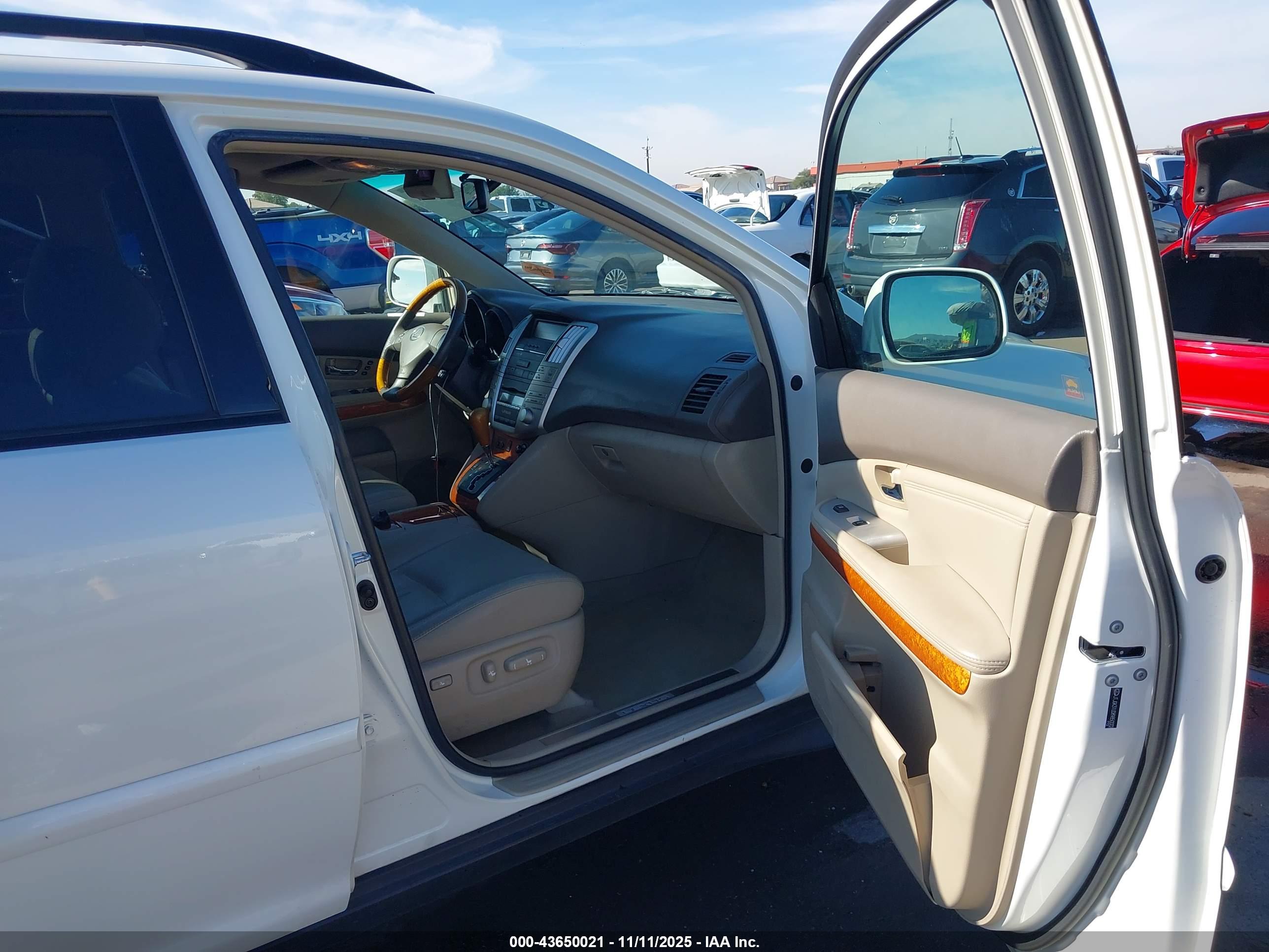 LEXUS RX image 5