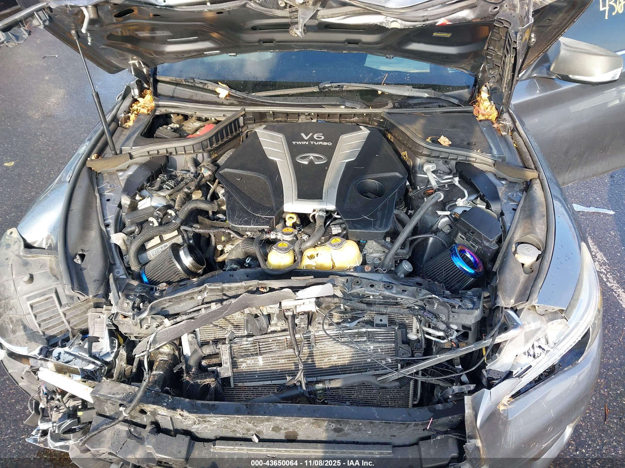 INFINITI Q50 image 10