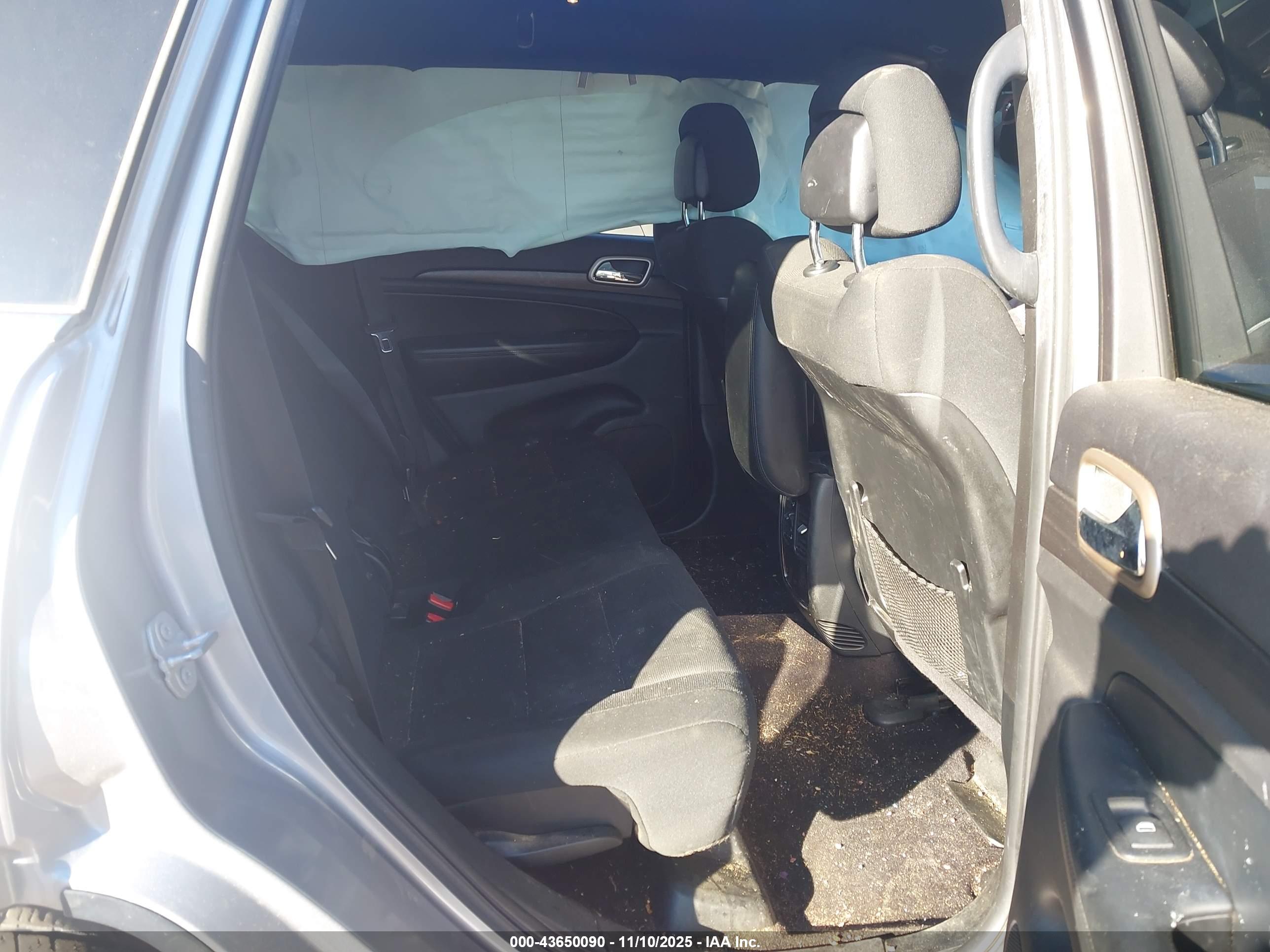 JEEP GRAND image 8