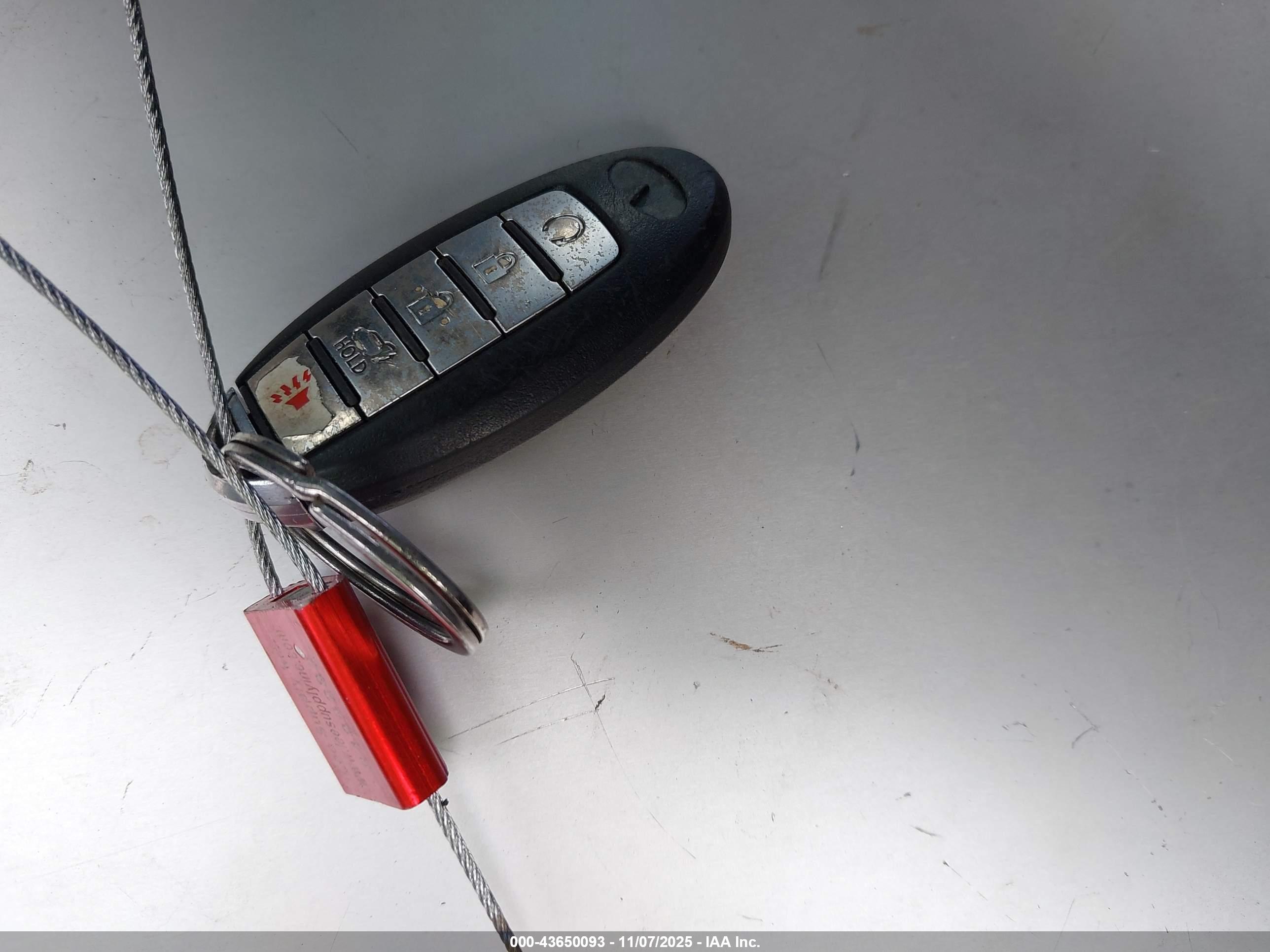 INFINITI JX35 image 11