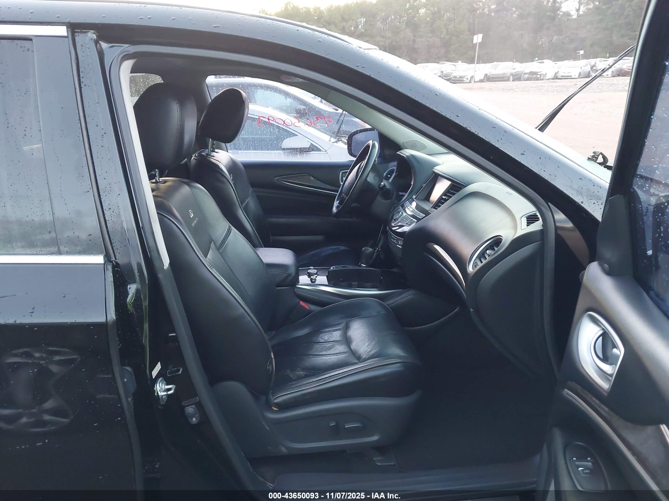 INFINITI JX35 image 5
