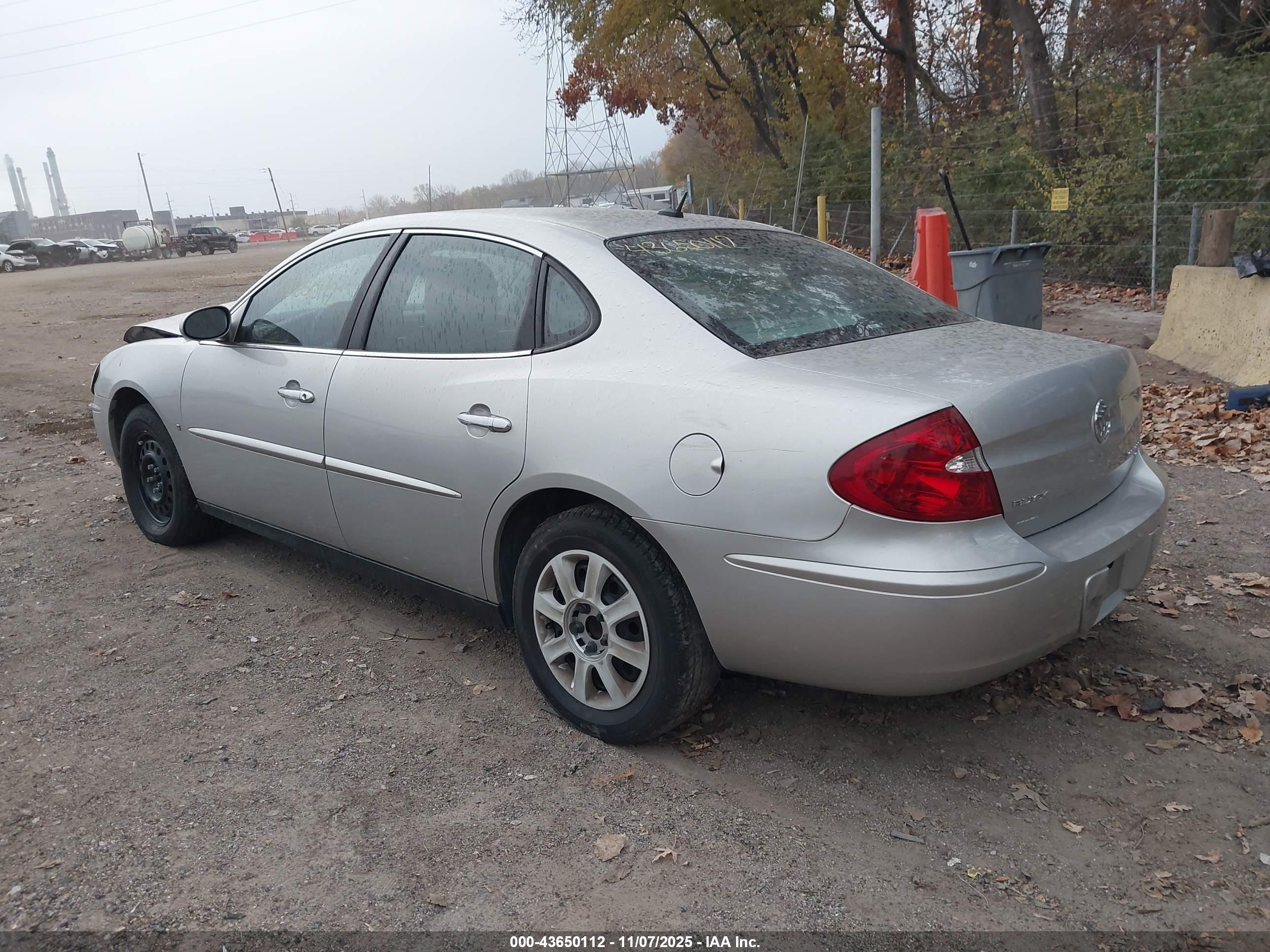BUICK LACROSSE image 3