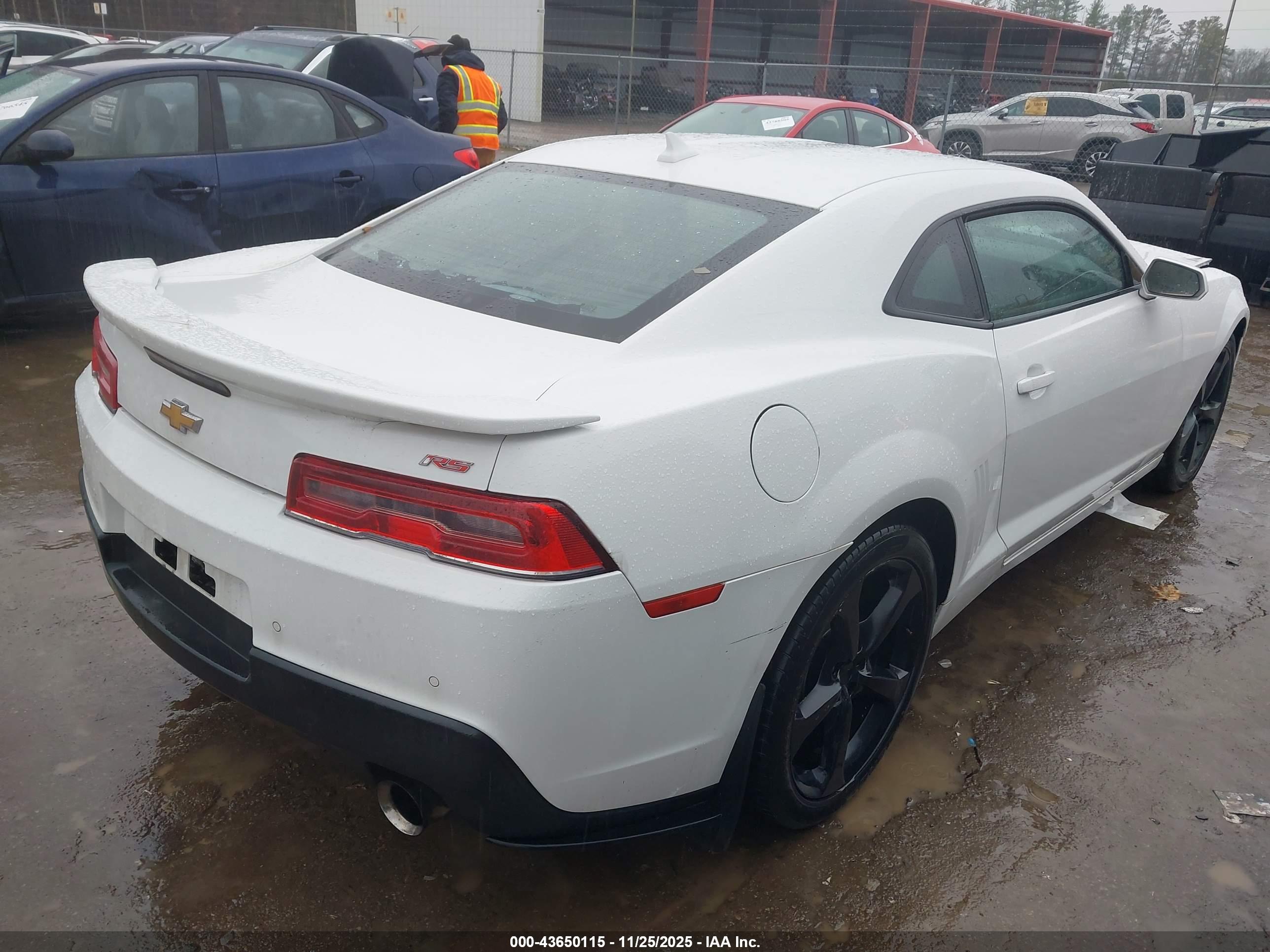 CHEVROLET CAMARO image 4