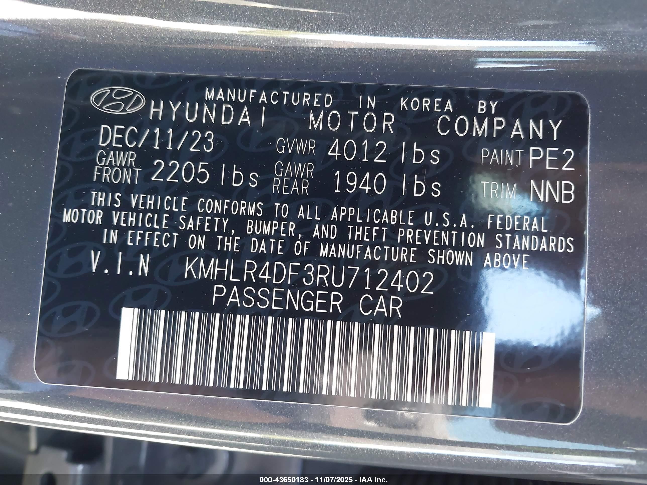 HYUNDAI ELANTRA image 9