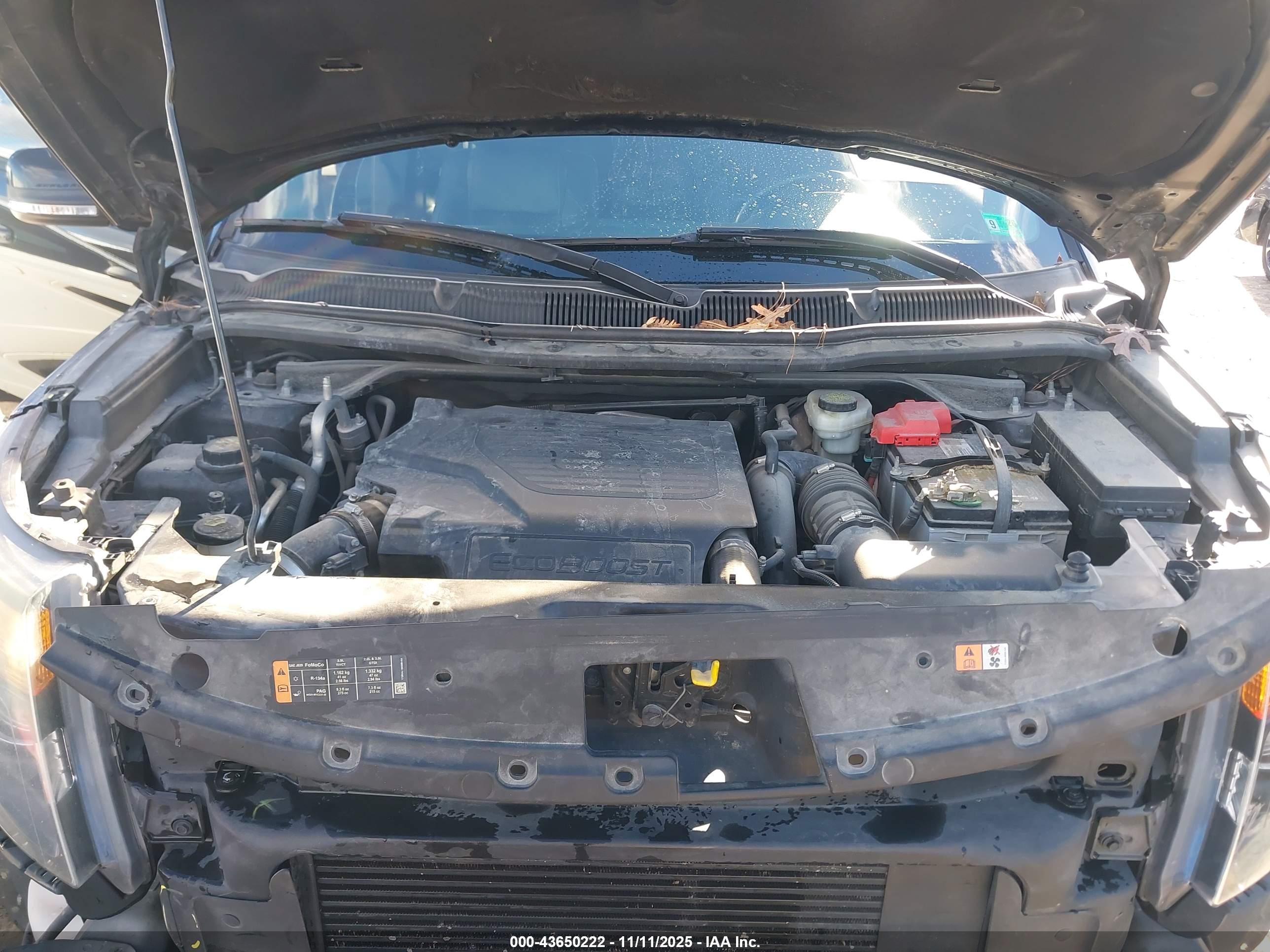 FORD EXPLORER image 10
