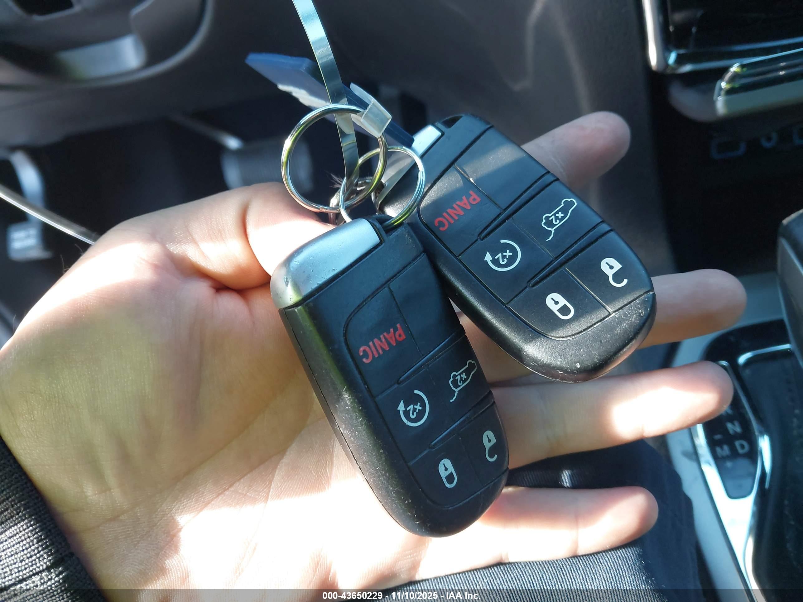 JEEP GRAND image 11
