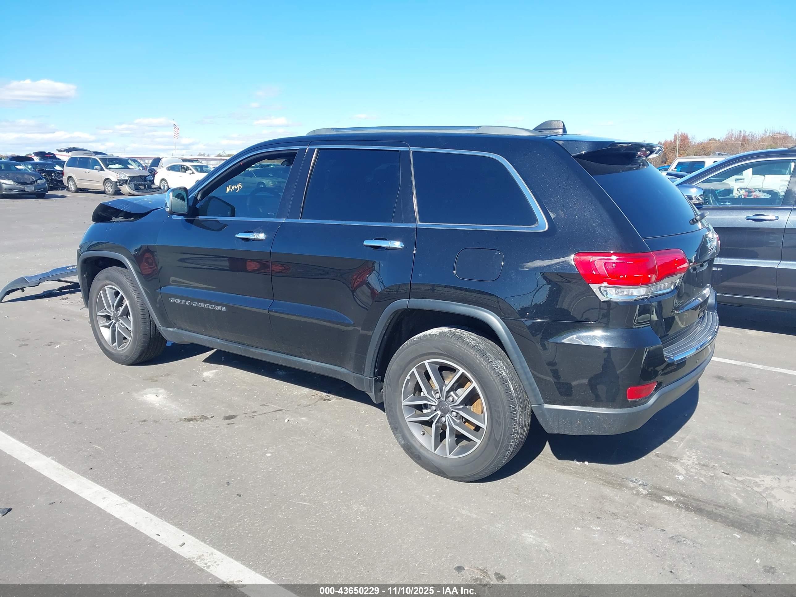 JEEP GRAND image 3