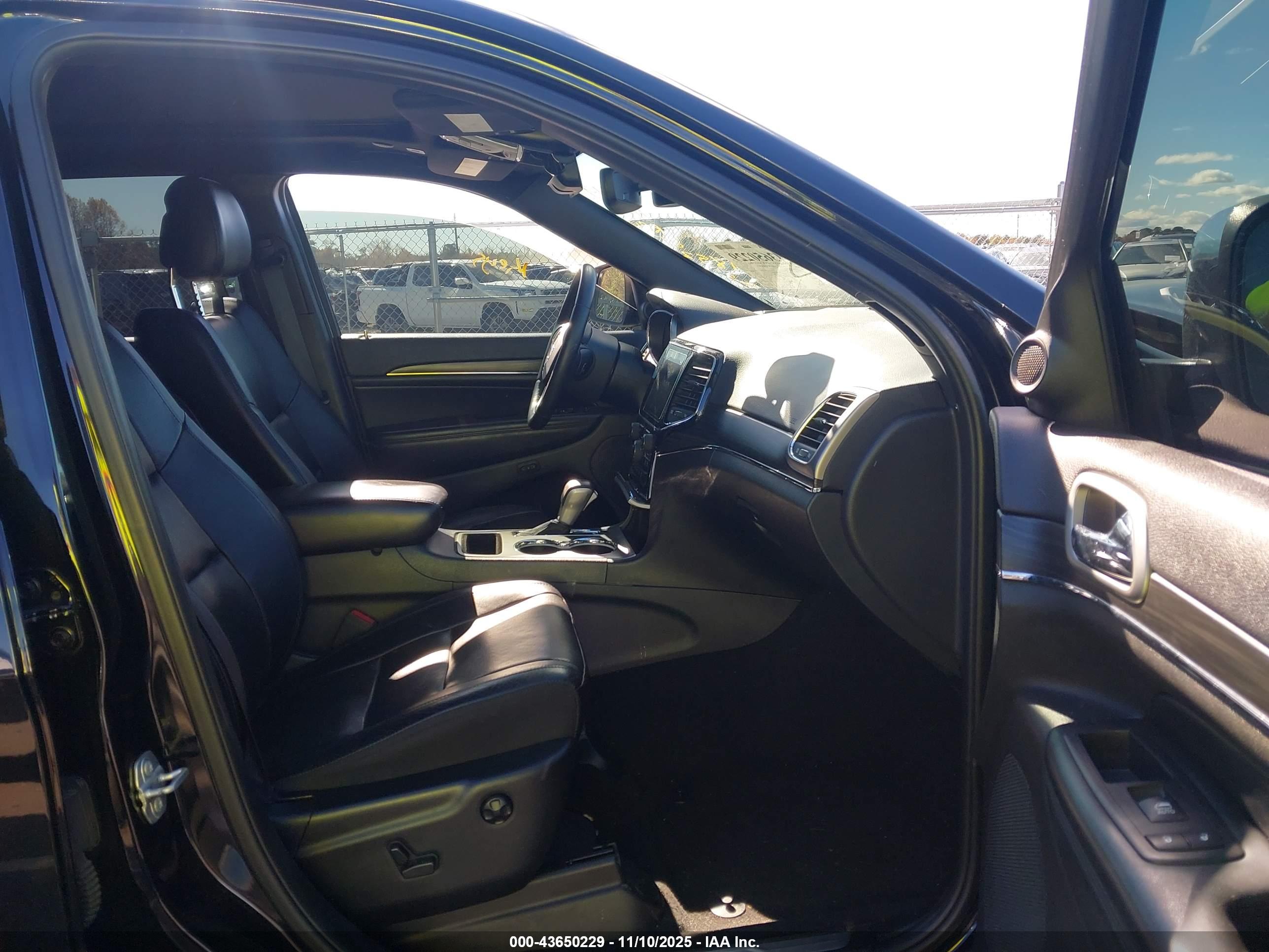 JEEP GRAND image 5