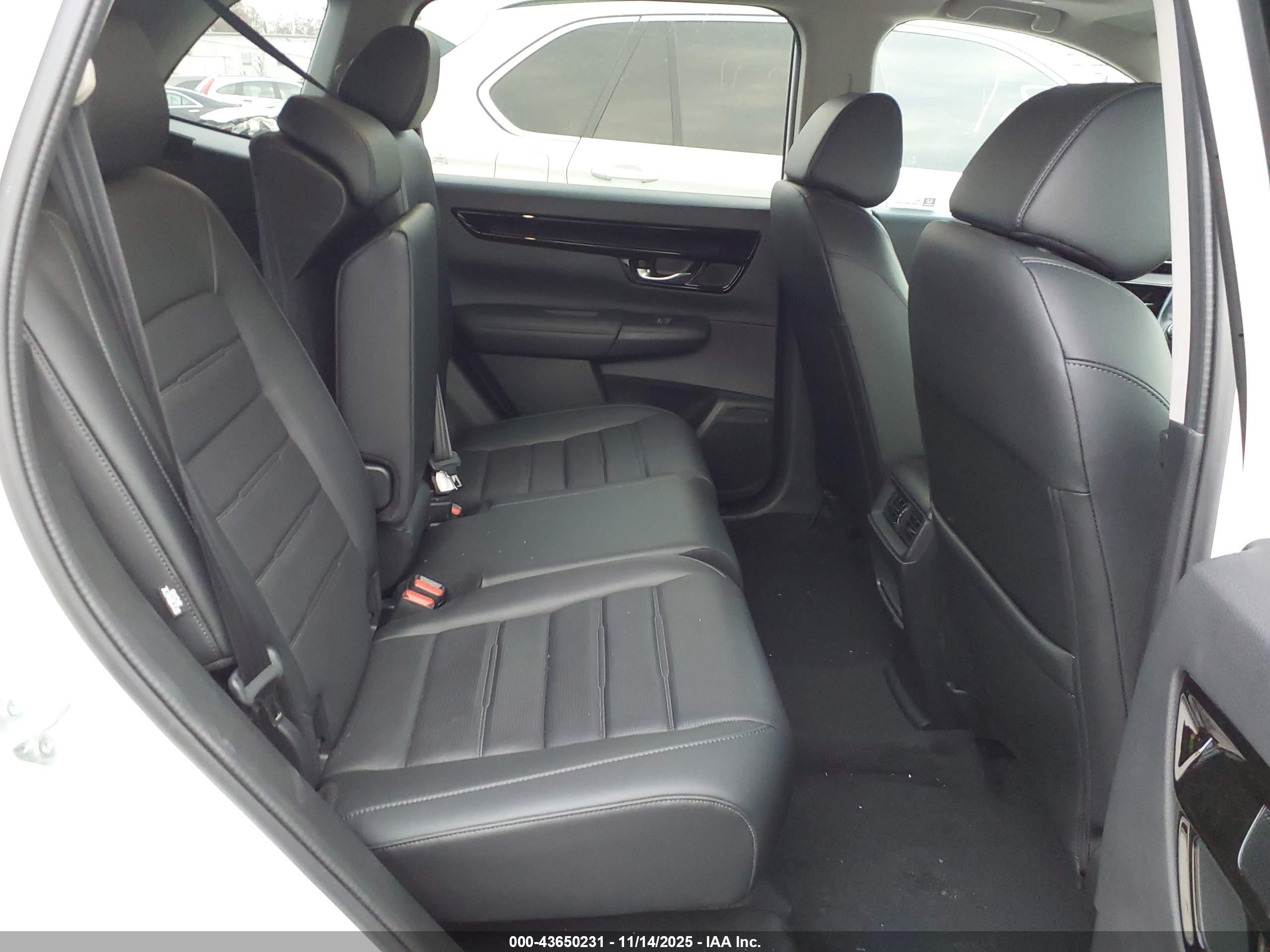 HONDA CR-V image 8