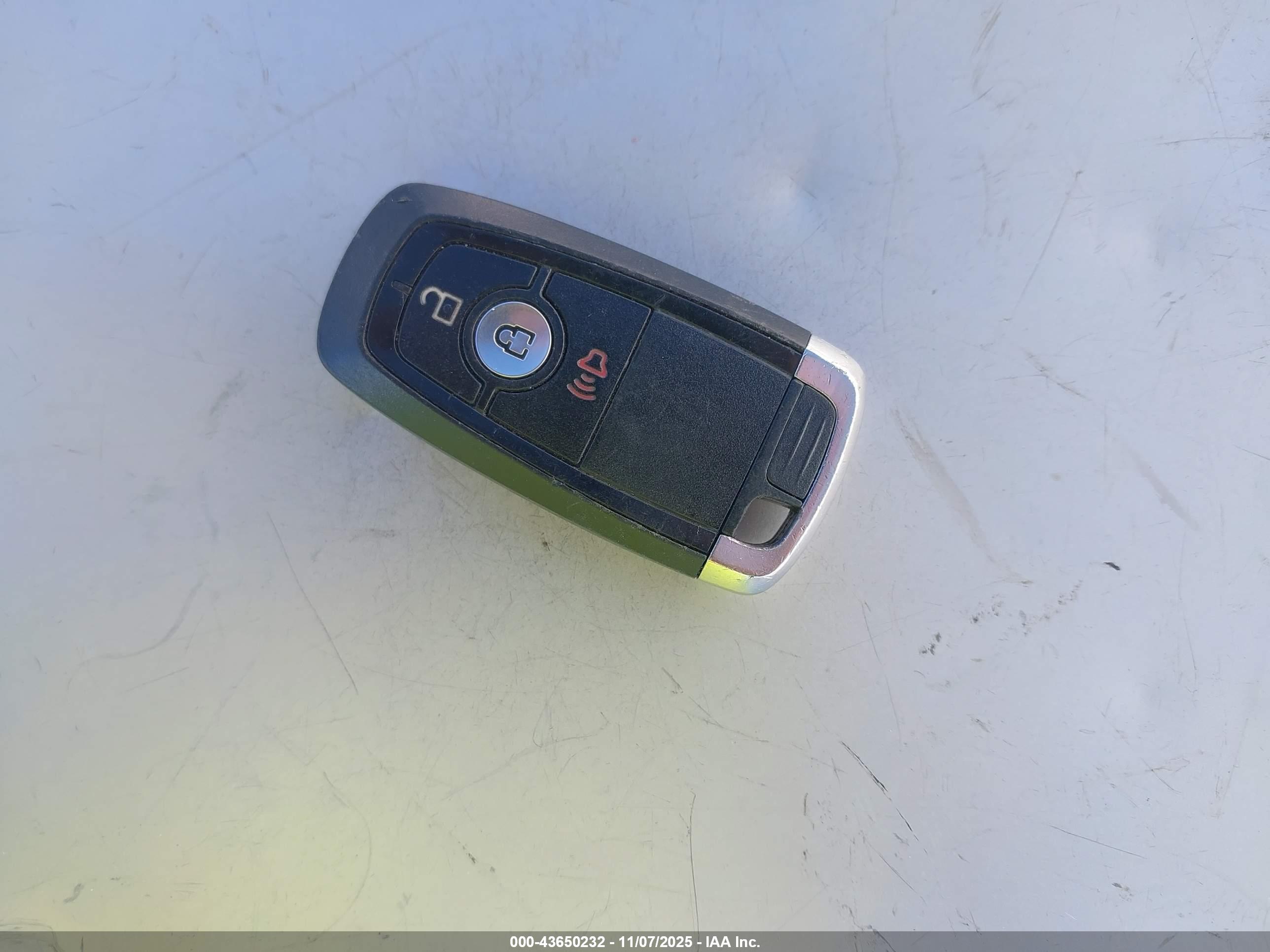 FORD ESCAPE image 11