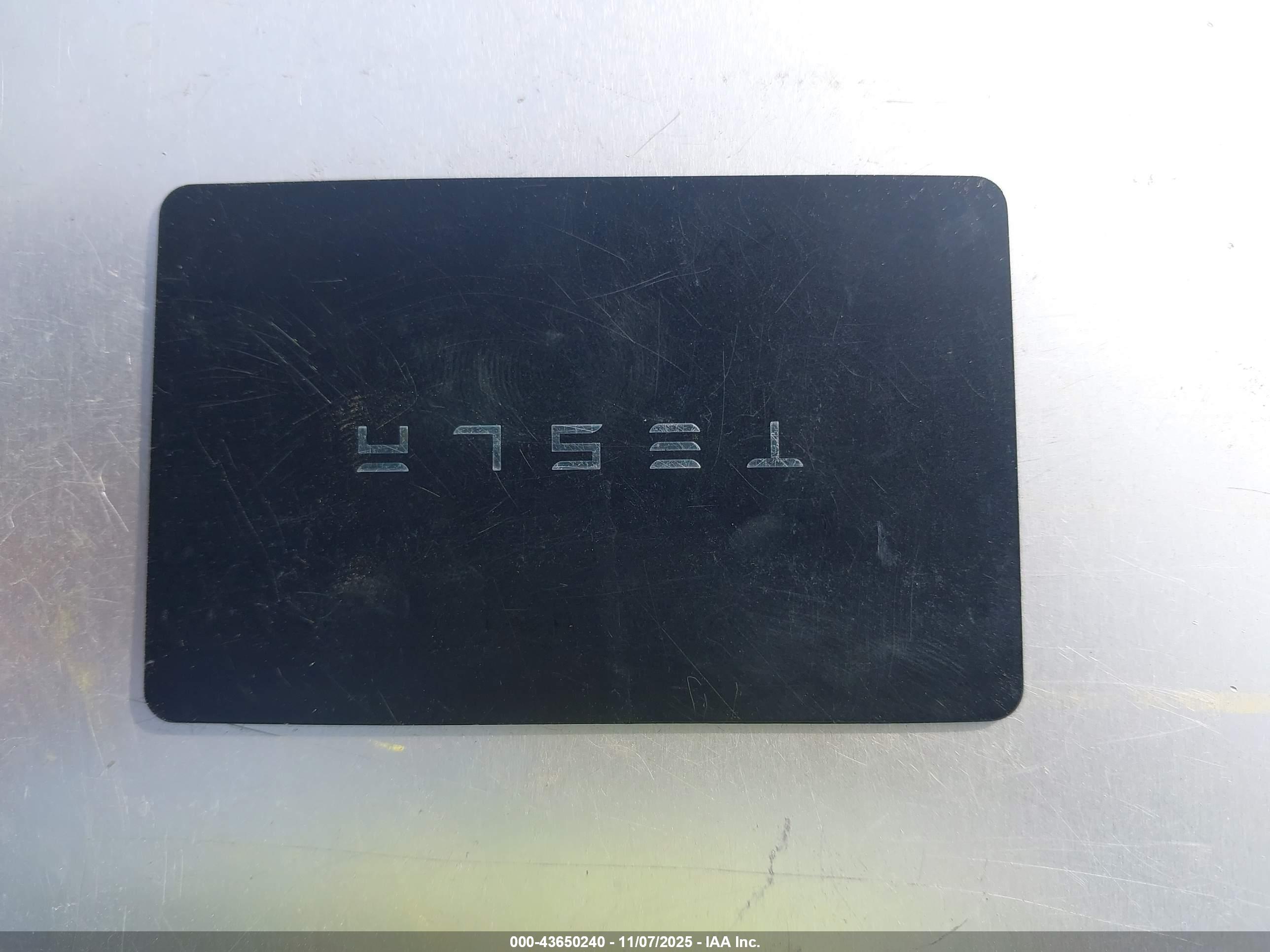 TESLA MODEL image 11