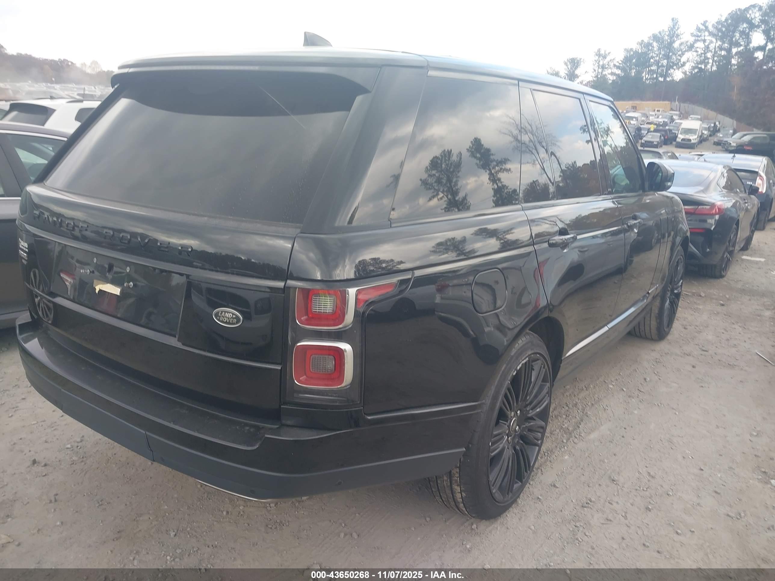 LAND ROVER image 4