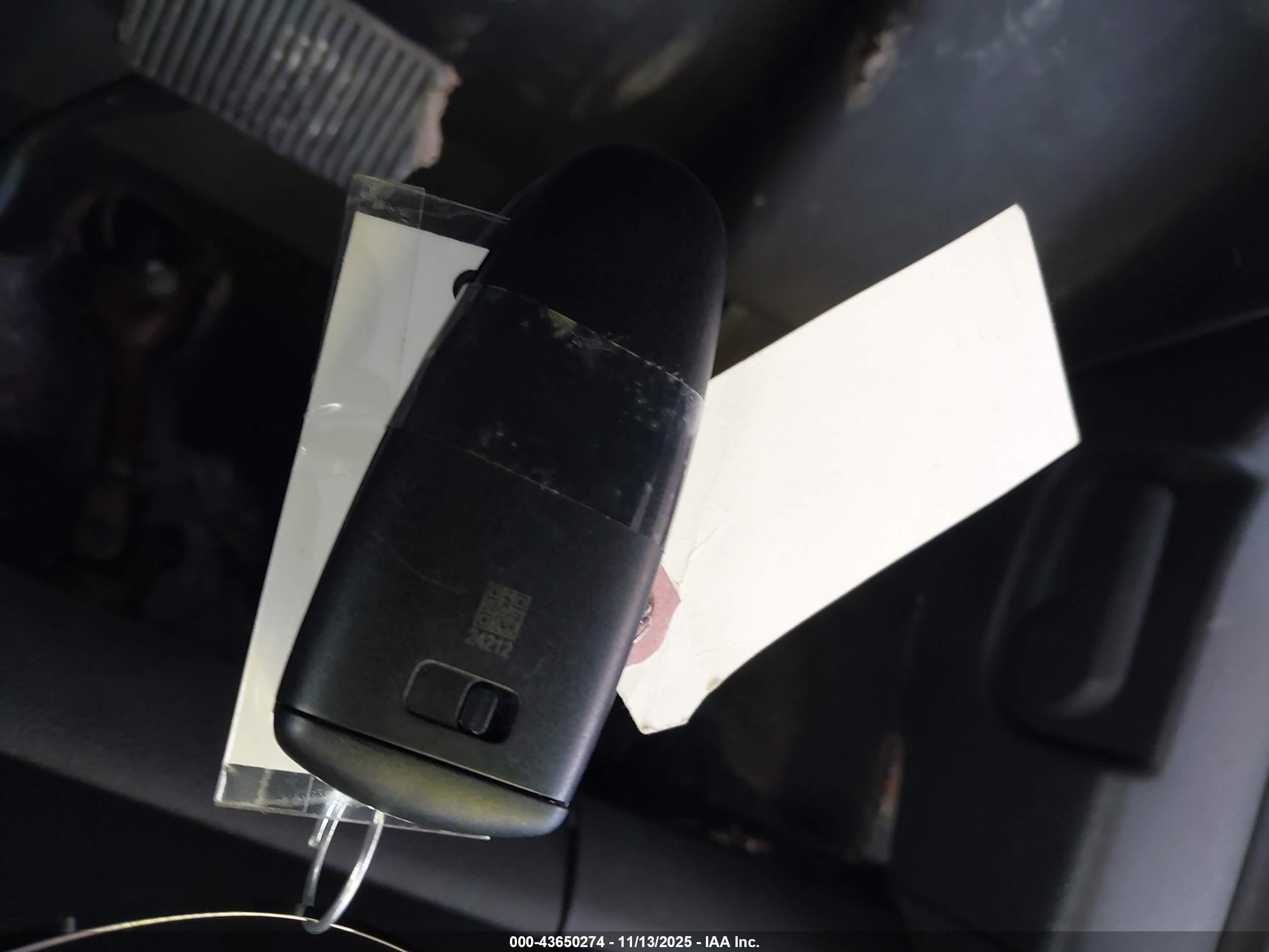 FORD ESCAPE image 11