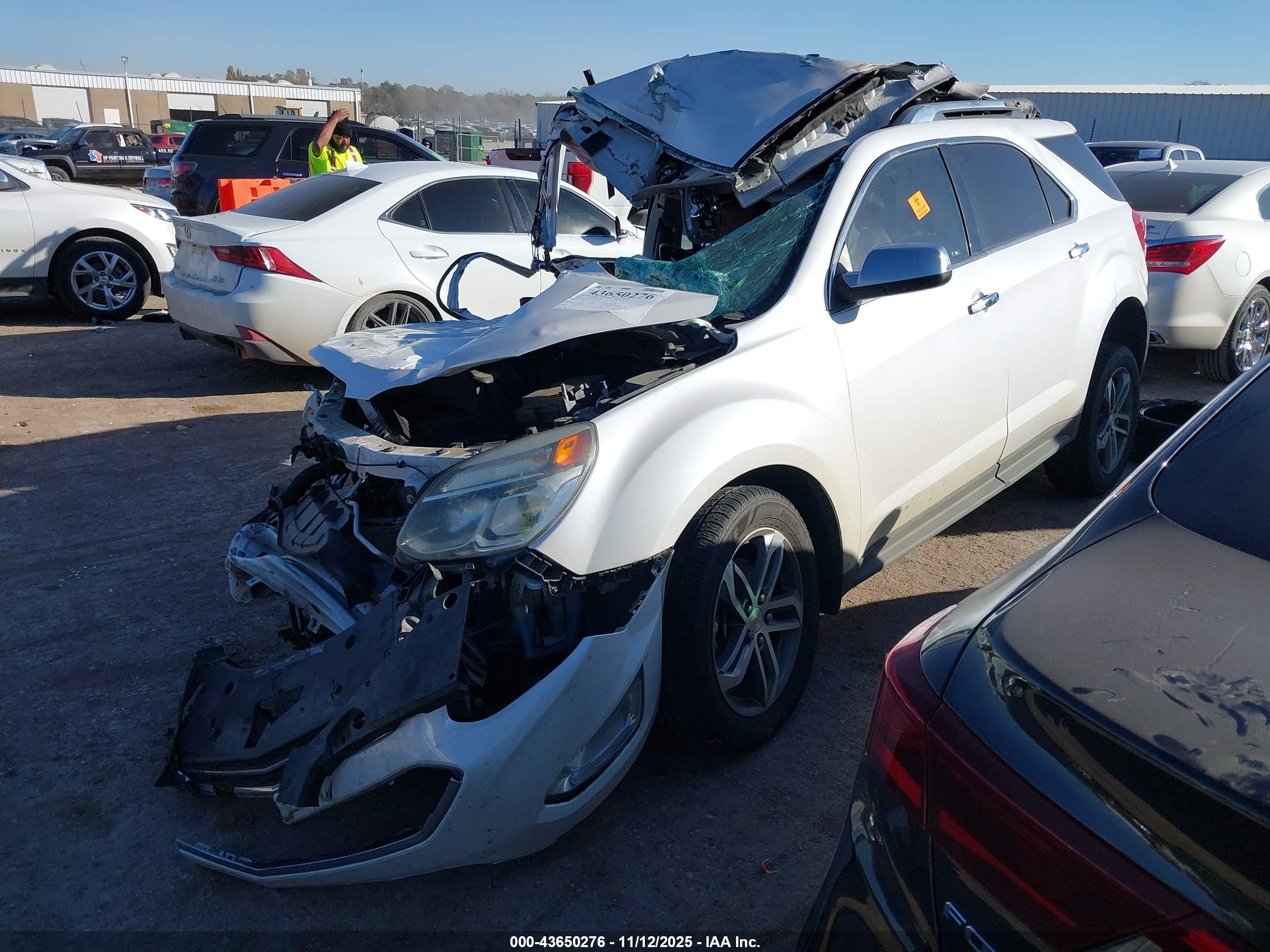 CHEVROLET EQUINOX image 2
