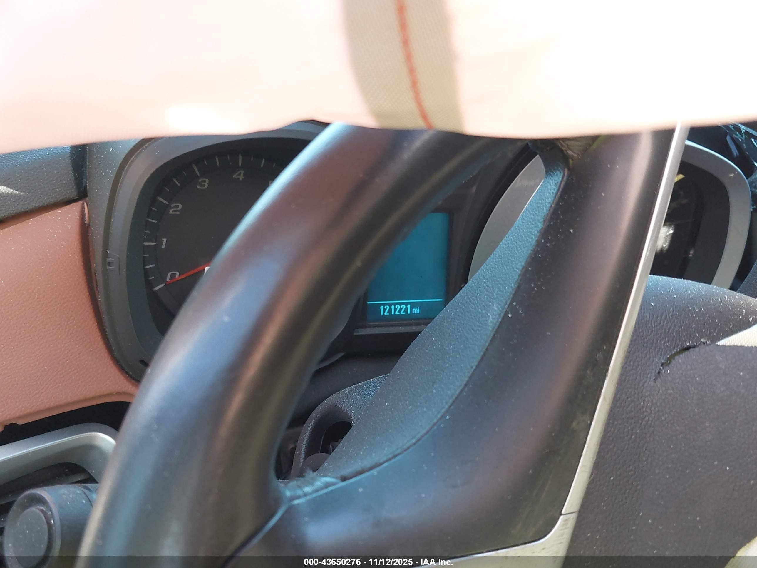 CHEVROLET EQUINOX image 7