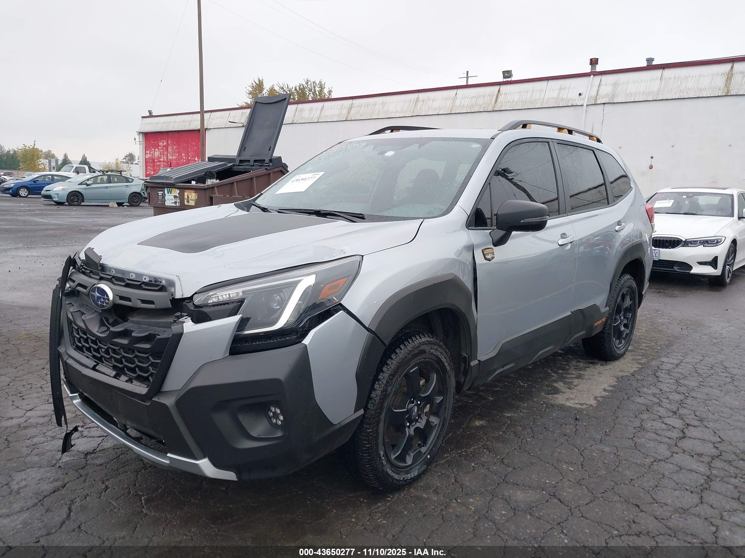 SUBARU FORESTER image 2