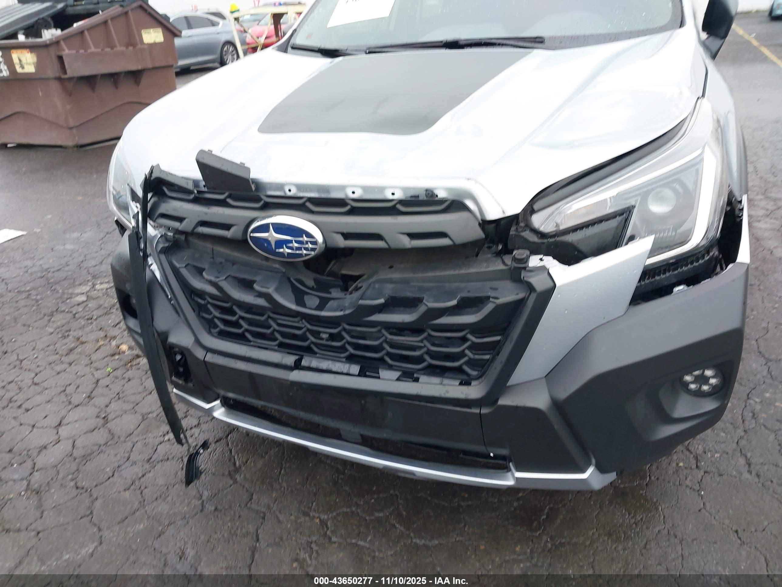 SUBARU FORESTER image 6