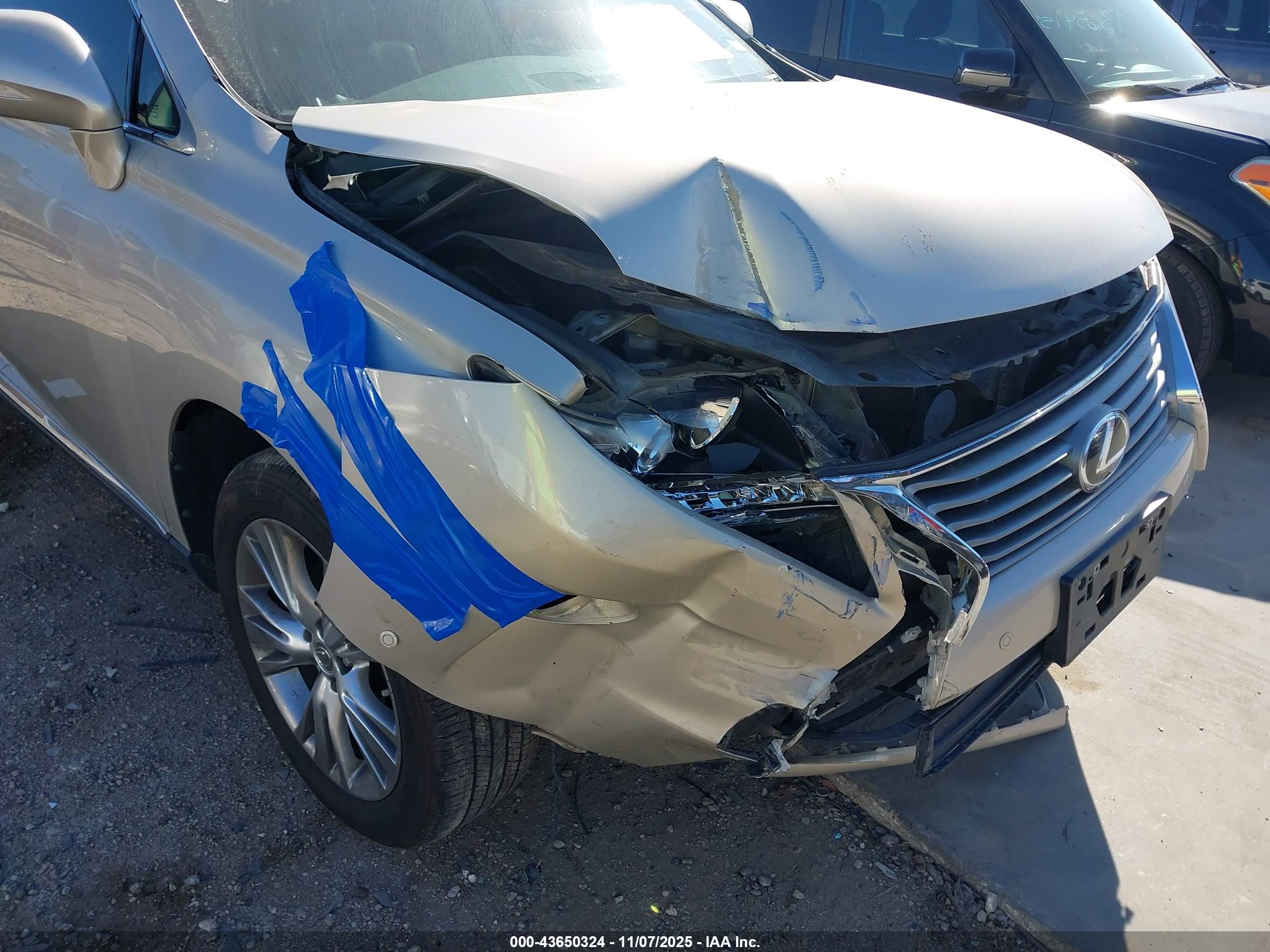 LEXUS RX image 6